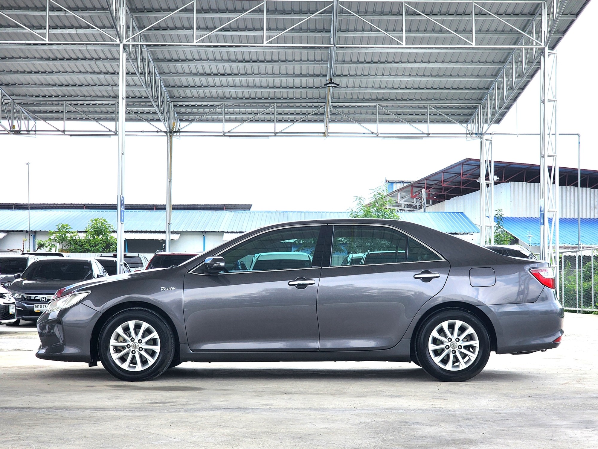 Toyota Camry 2.0G D-4S A/T ปี 2015 (รูปที่ 15)