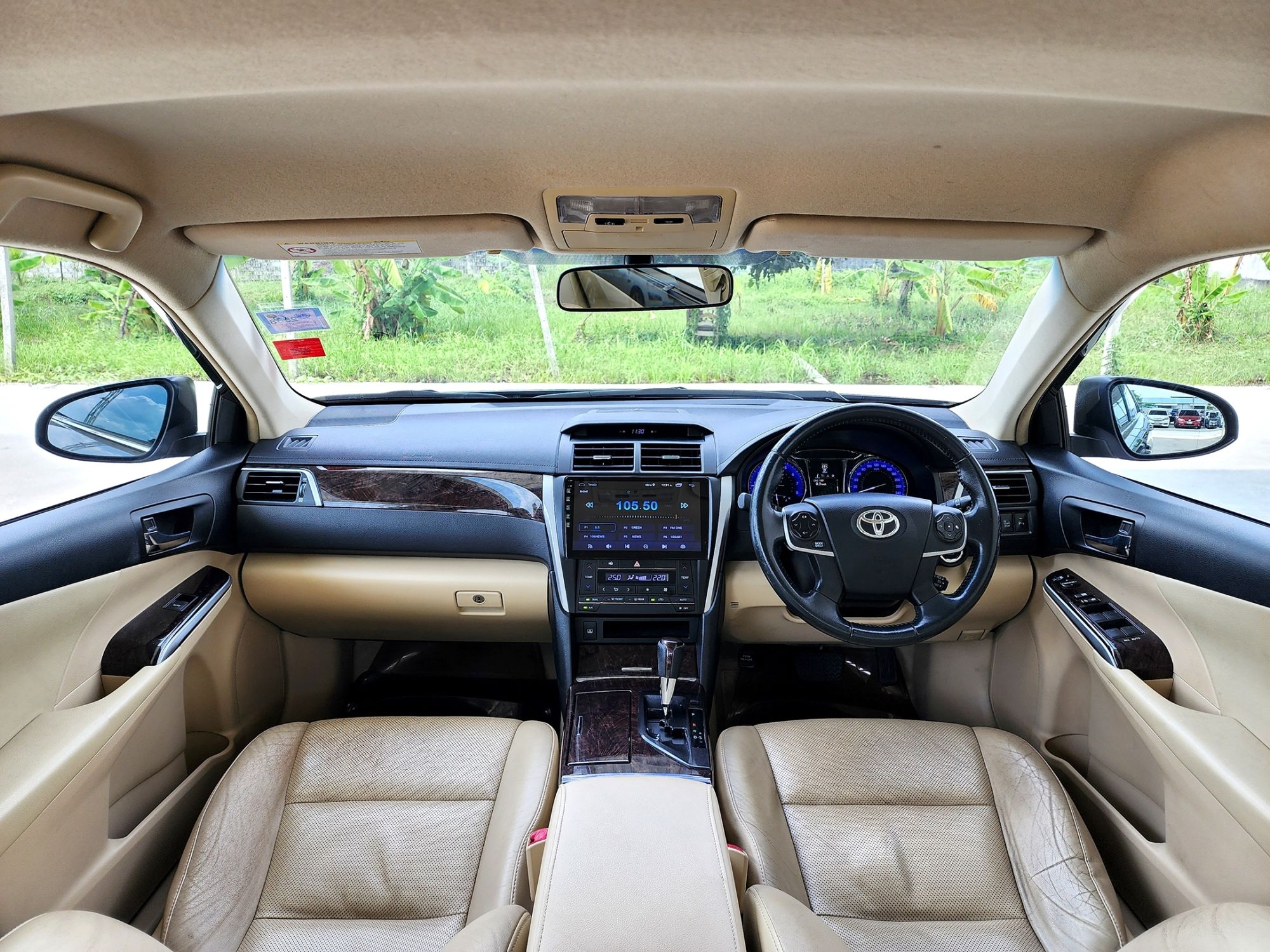 Toyota Camry 2.0G D-4S A/T ปี 2015 (รูปที่ 11)