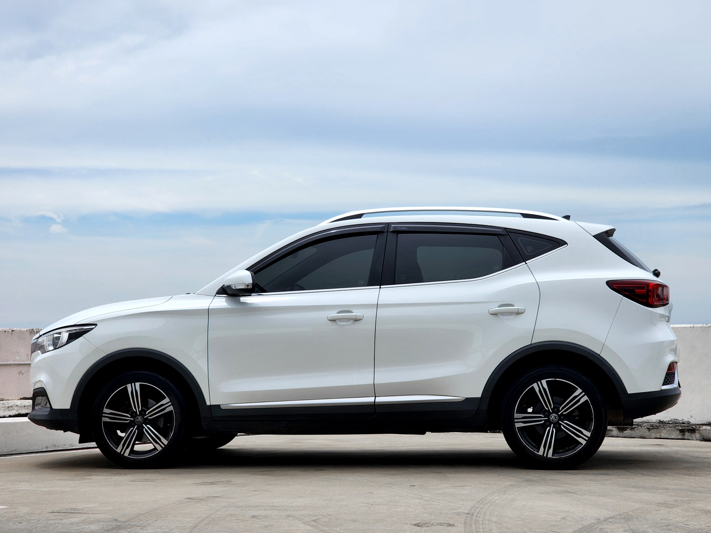 MG ZS 1.5x Sunroof ปี 2019 ไมล์ 76,000 กม. (รูปที่ 9)