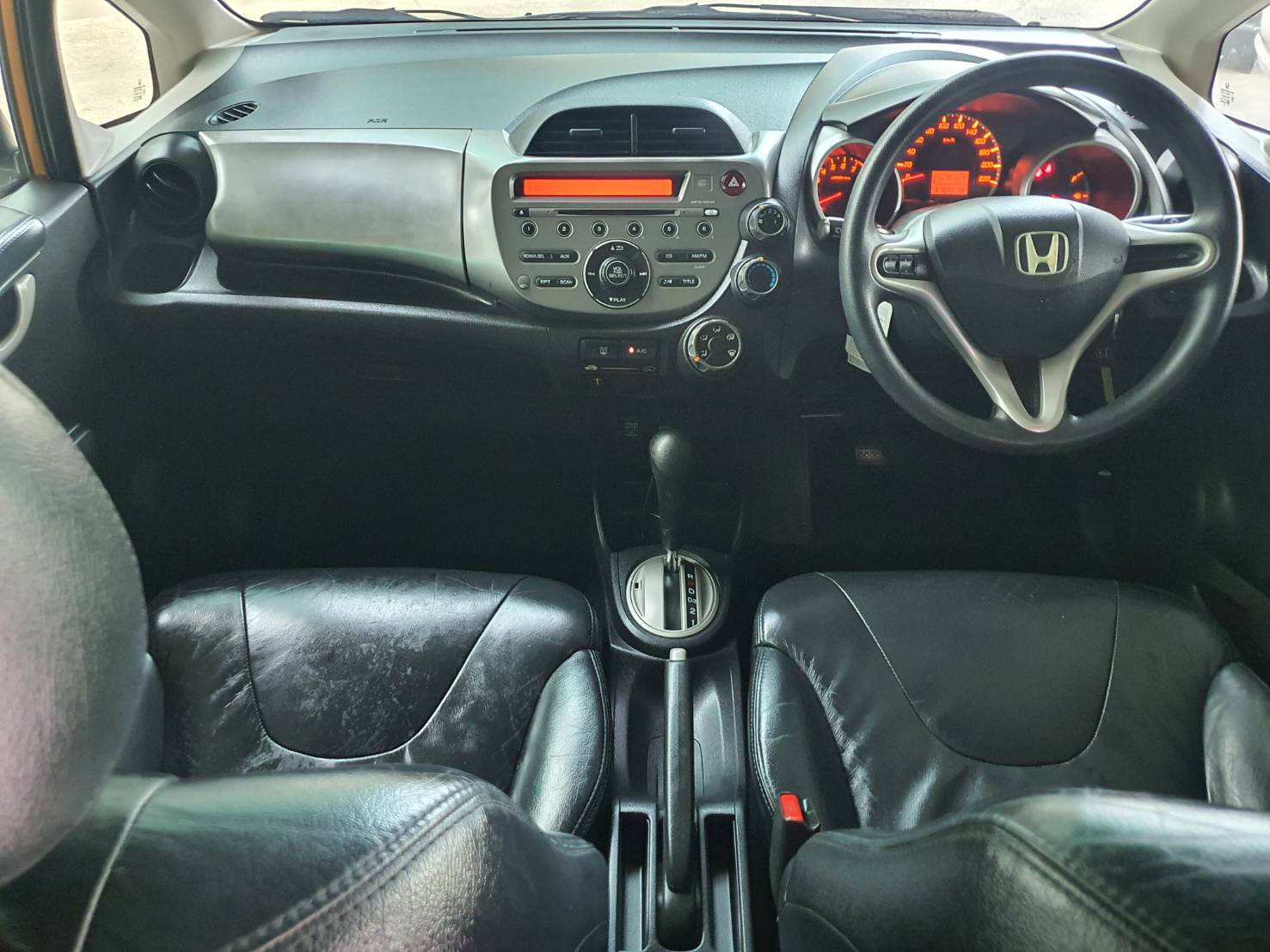 Honda Jazz 1.5V(AS) ปี 2012 สีส้ม มือ1 ไมล์น้อย (รูปที่ 8)