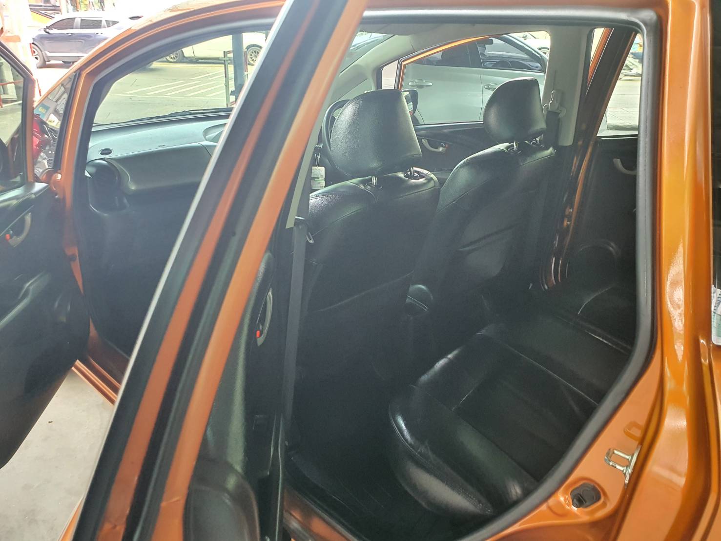 Honda Jazz 1.5V(AS) ปี 2012 สีส้ม มือ1 ไมล์น้อย (รูปที่ 7)