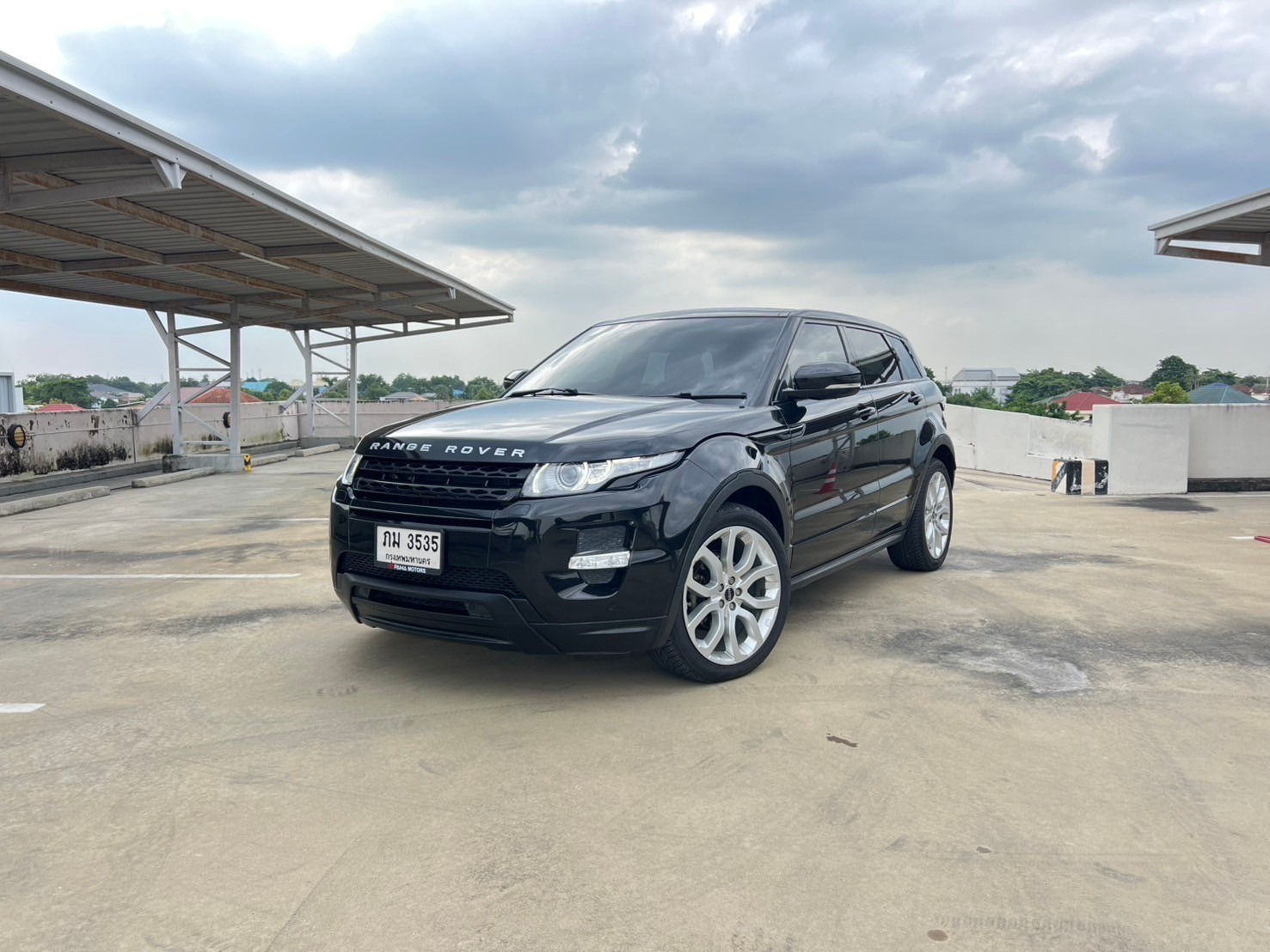 2012 Land Rover Range Rover Evoque สีดำ (รูปที่ 2)