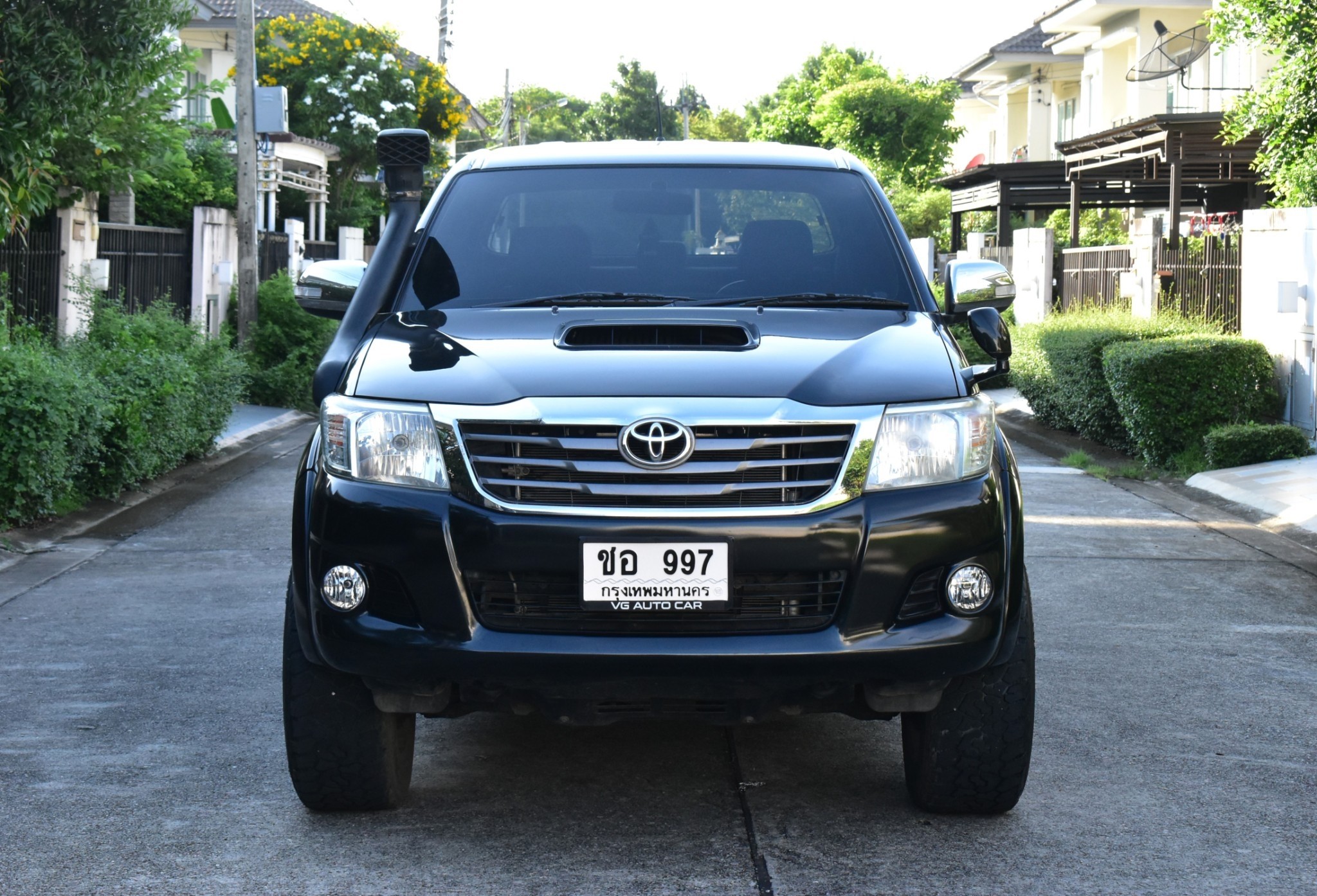 Toyota Hilux Vigo Champ 2.5E Prerunner 4ประตู ปี 2012 : สีดำ : ออโต้ : ดีเซล : ไมล์ 85,xxx km. (รูปที่ 6)