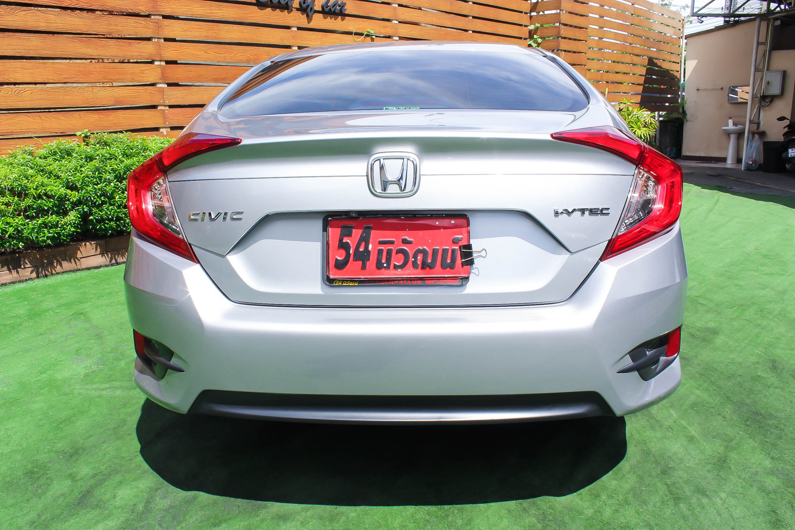 HONDA CIVIC FC 1.8 EL AT   ปี 2016 สีเงิน (รูปที่ 18)