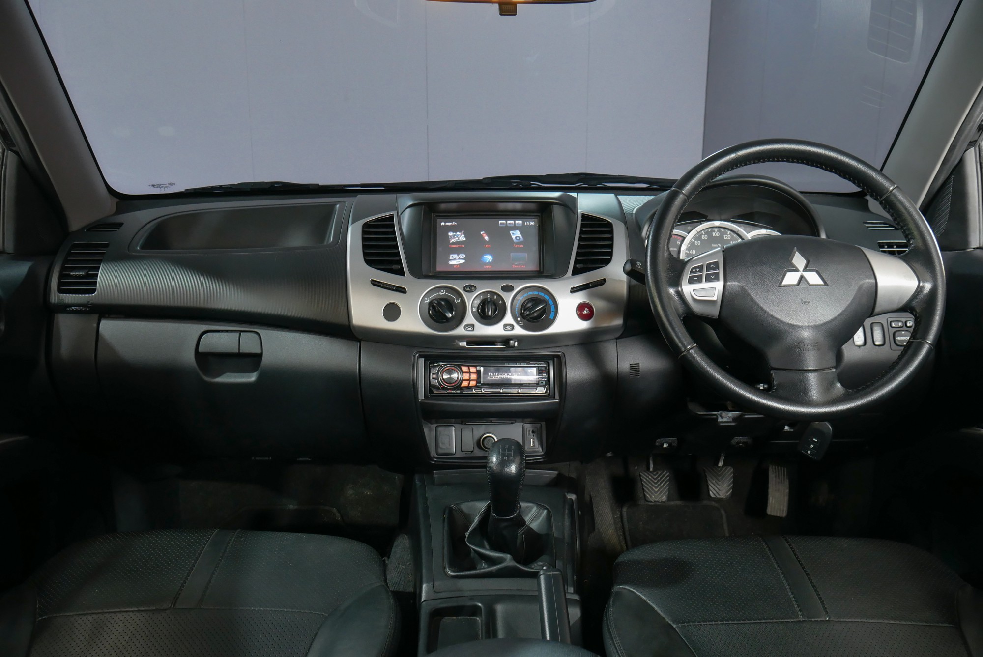 MITSUBISHI TRITON DOUBLECAB 2.5 GLS PLUS MT  ปี 2014 สีดำ (รูปที่ 6)