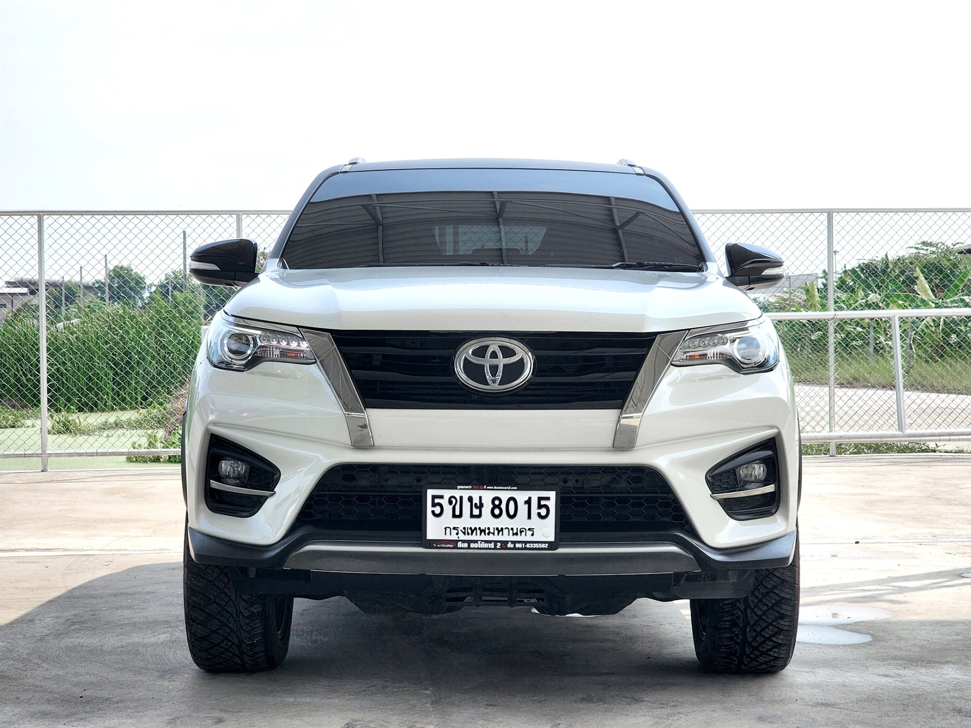 TOYOTA Fortuner TRD Sportivo 2.8 [4x4] Blacktop ปี 2017 (รูปที่ 3)