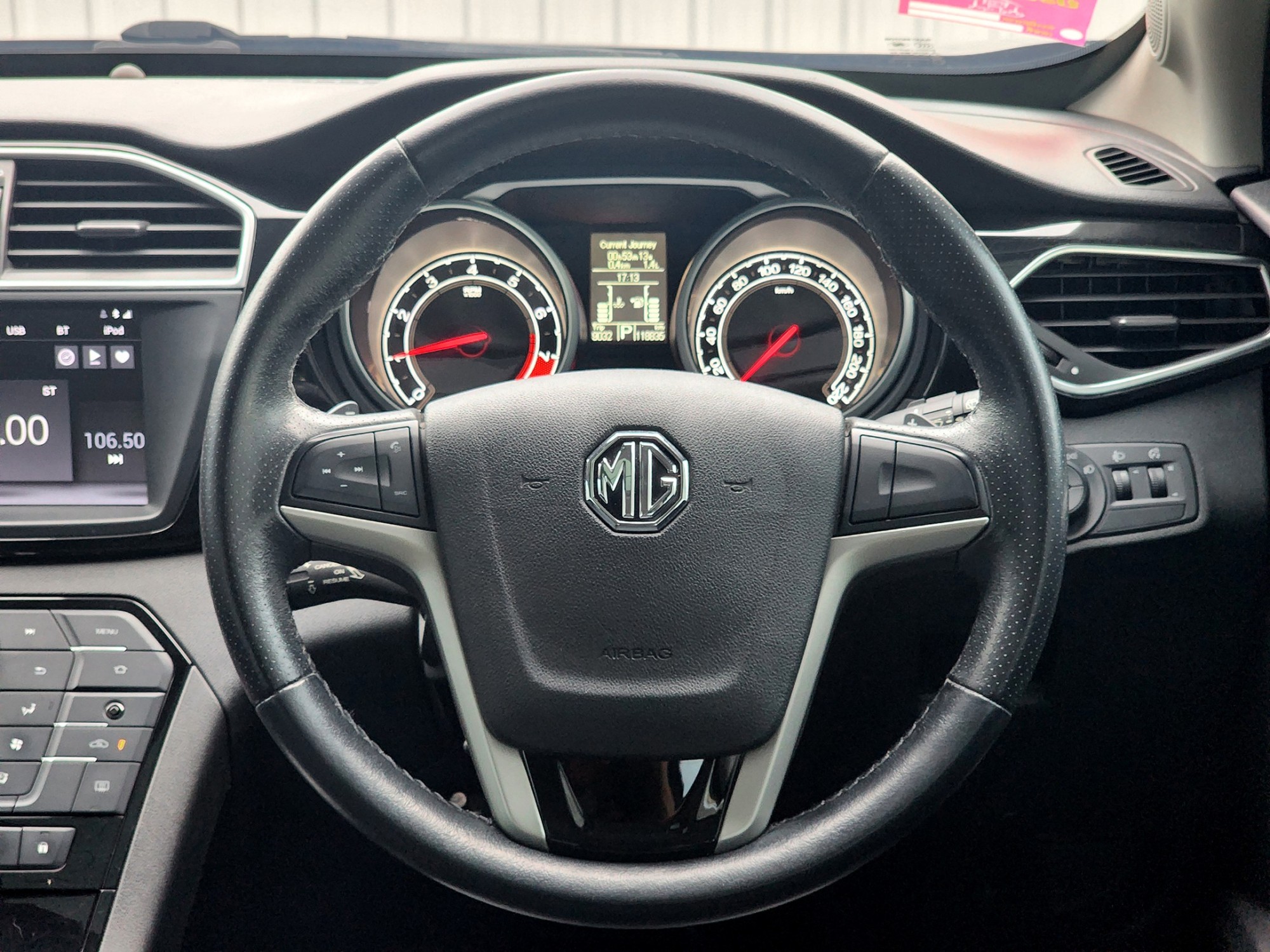 MG GS 1.5x Sunroof ปี 2017 auto ไมล์แท้ 118,000 กม. (รูปที่ 11)