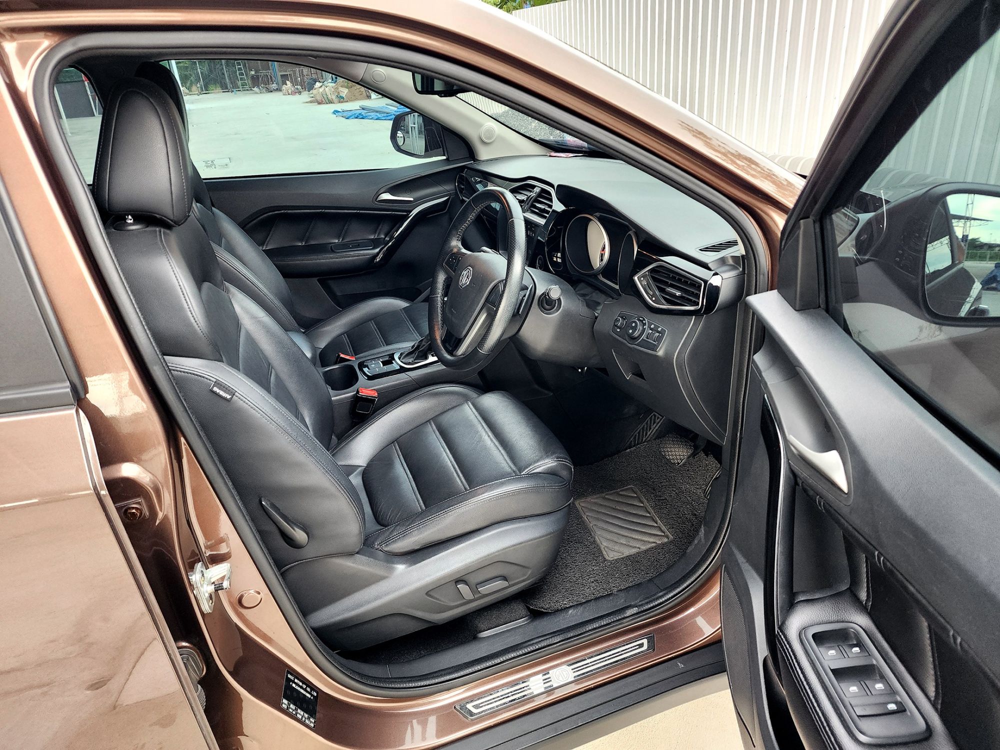 MG GS 1.5x Sunroof ปี 2017 auto ไมล์แท้ 118,000 กม. (รูปที่ 7)