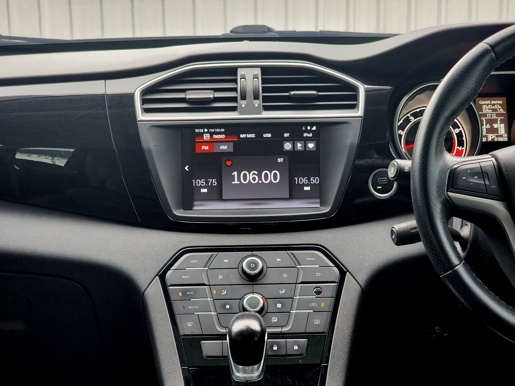 MG GS 1.5x Sunroof ปี 2017 auto ไมล์แท้ 118,000 กม. (รูปที่ 2)
