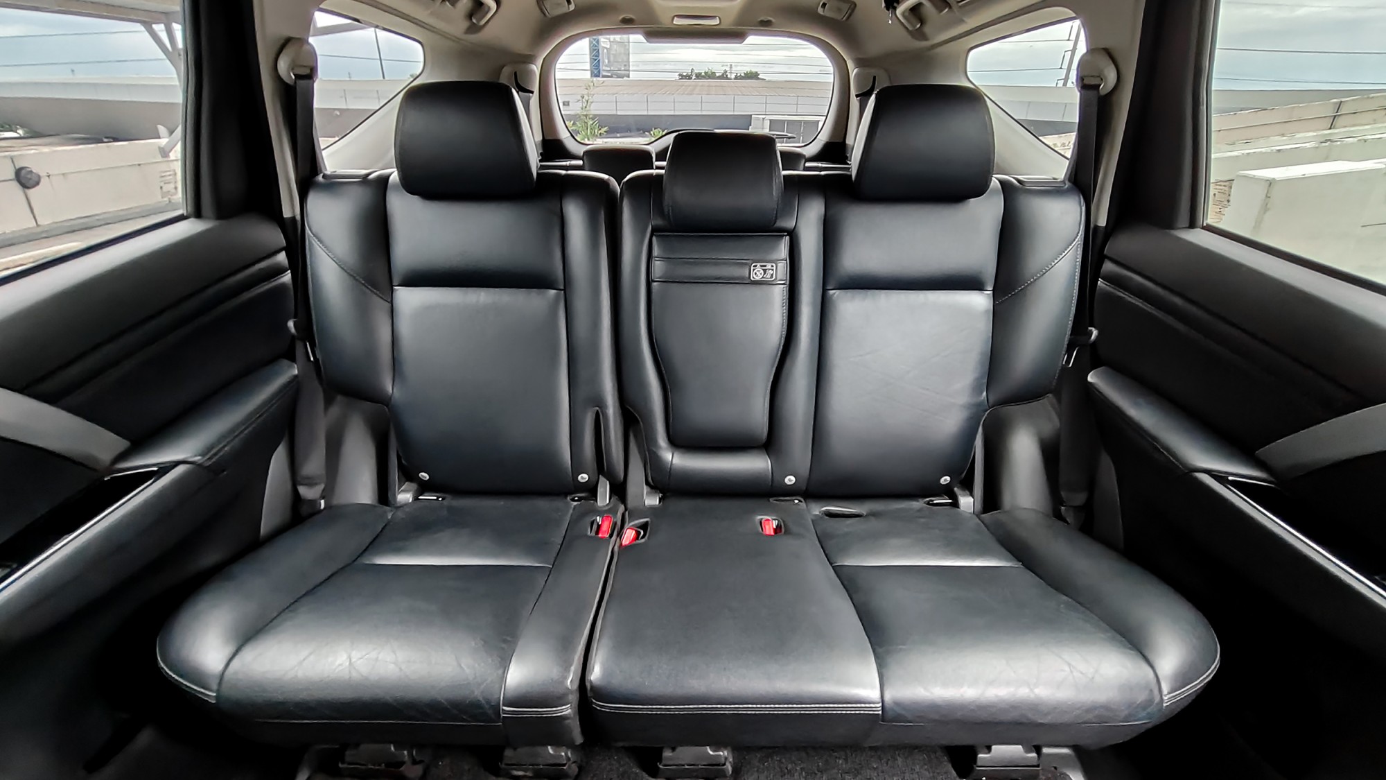 MITSUBISHI Pajero Sport 2.4GT-Premium TOP 2WD A/T ปี 2021 จด 2022 (รูปที่ 16)