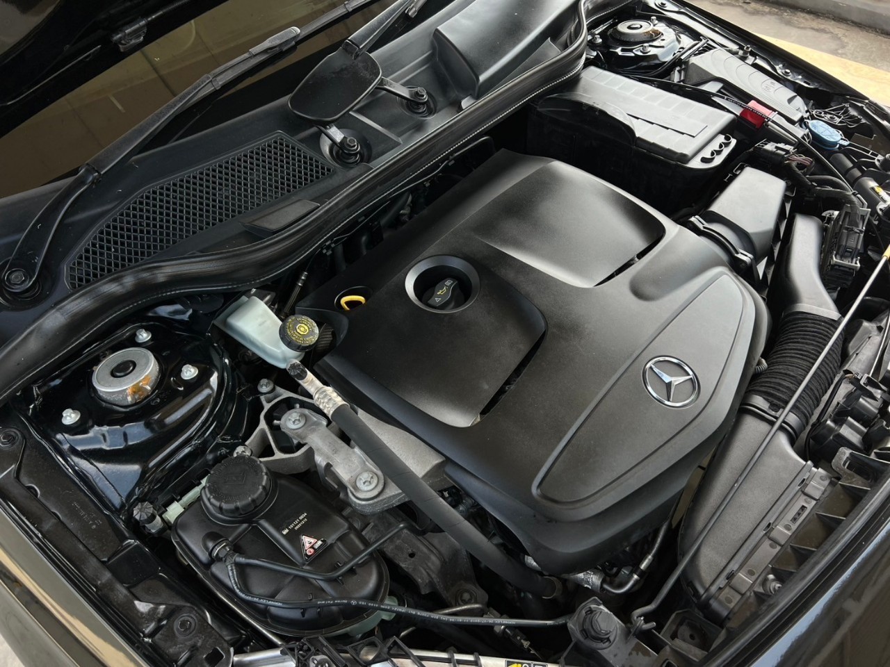 2015 Mercedes-Benz A-Class W176 A250 สีดำ (รูปที่ 19)