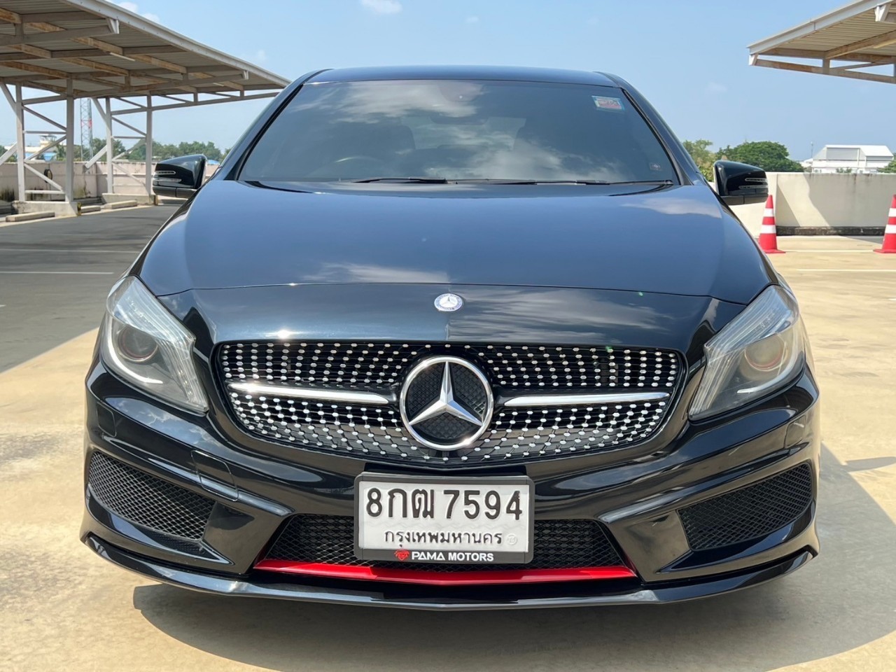 2015 Mercedes-Benz A-Class W176 A250 สีดำ (รูปที่ 4)
