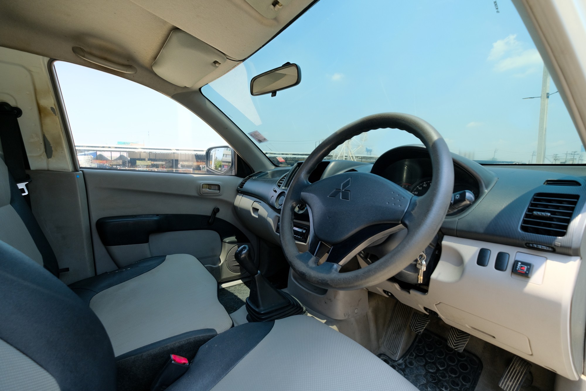 2013 Mitsubishi Triton Single (ตอนเดียว) สีขาว (รูปที่ 12)