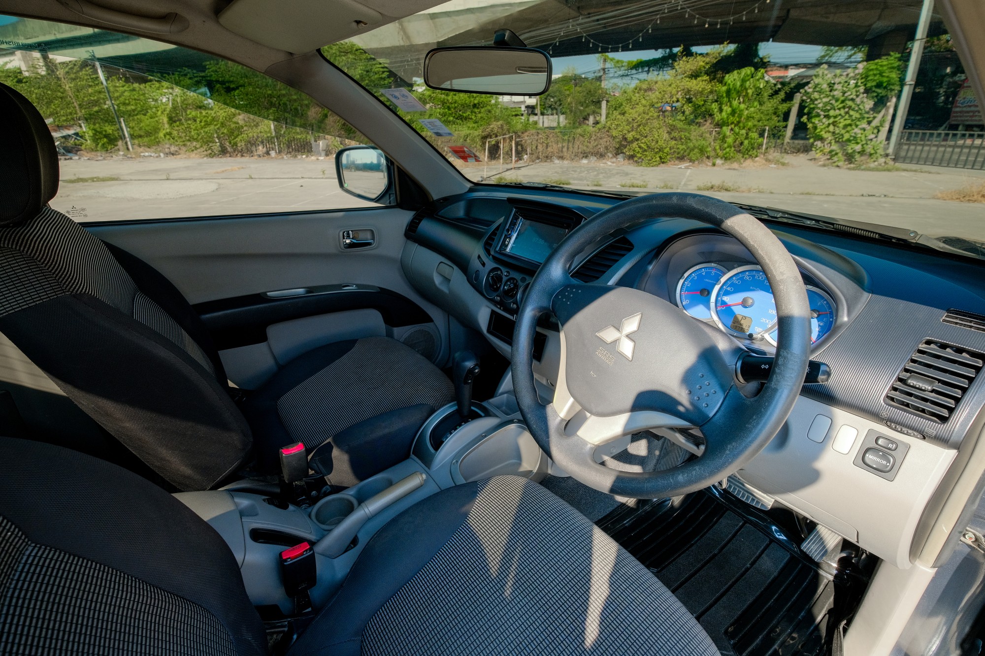2006 Mitsubishi Triton Mega cab สีน้ำเงิน (รูปที่ 15)