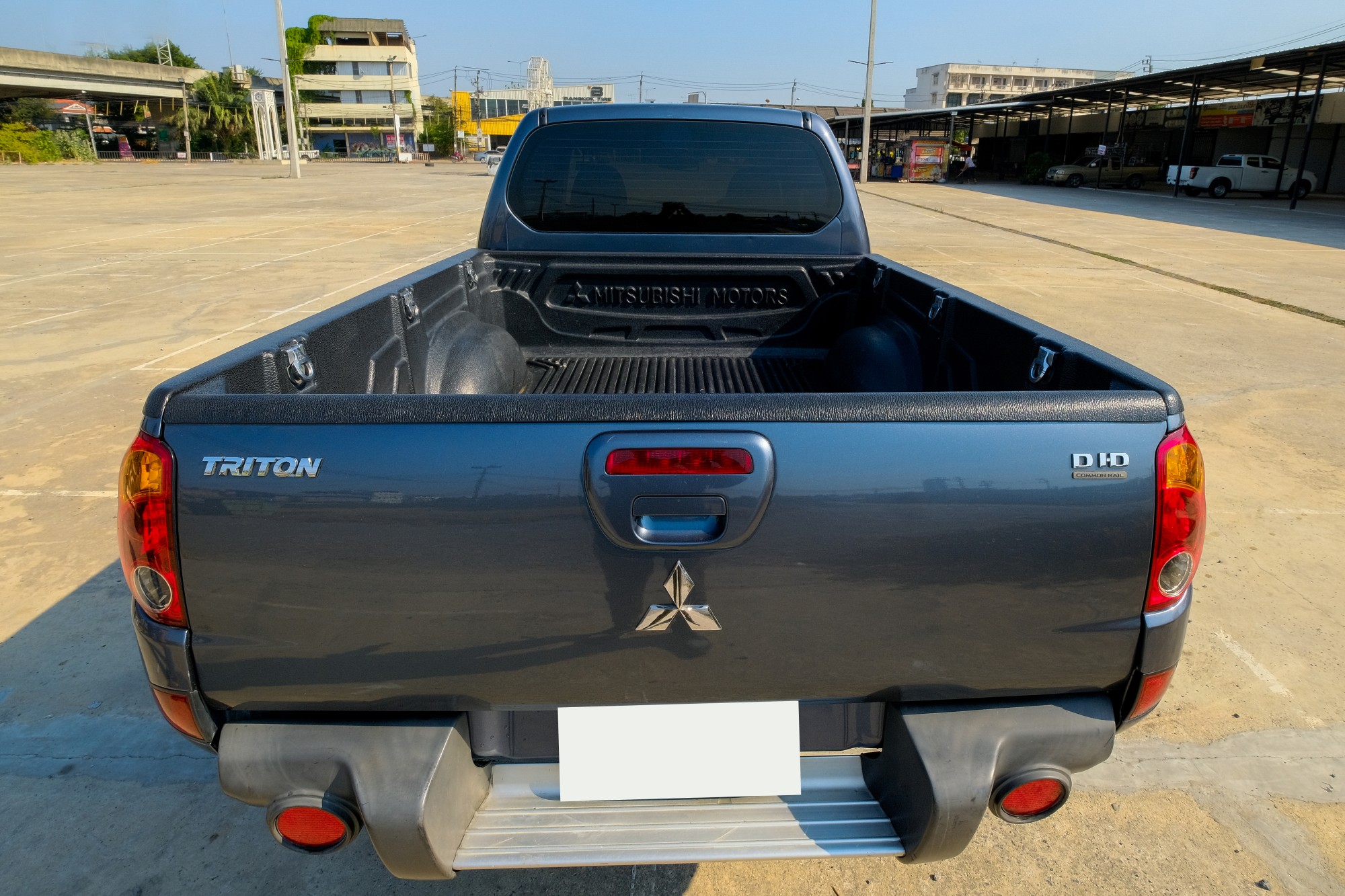 2006 Mitsubishi Triton Mega cab สีน้ำเงิน (รูปที่ 4)