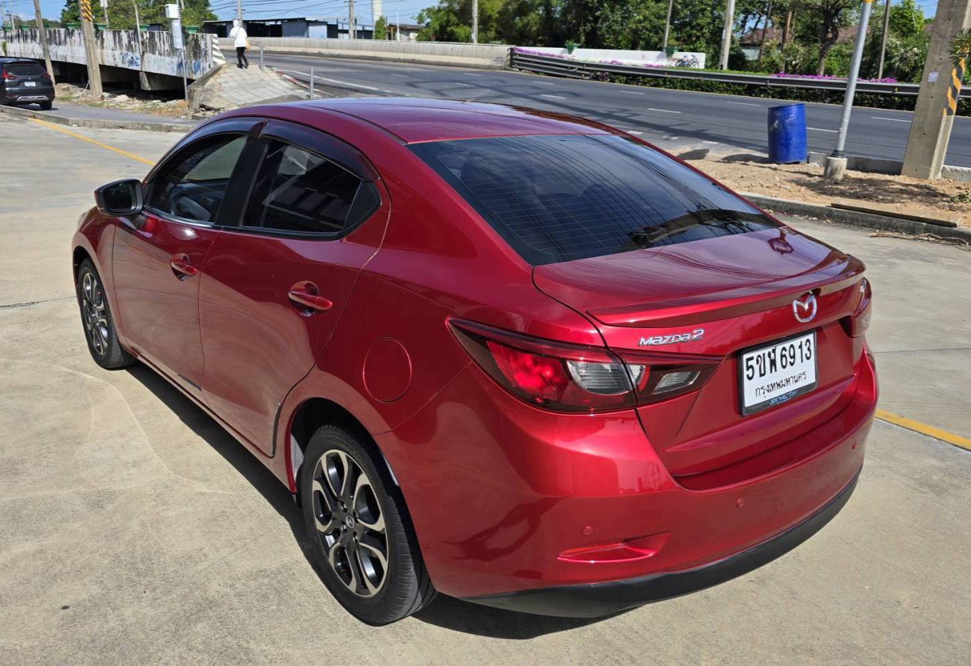 Mazda2 high con sedan 1.5 ดีเซล auto ไมล์ 90,000 กม. service ตรง (รูปที่ 8)