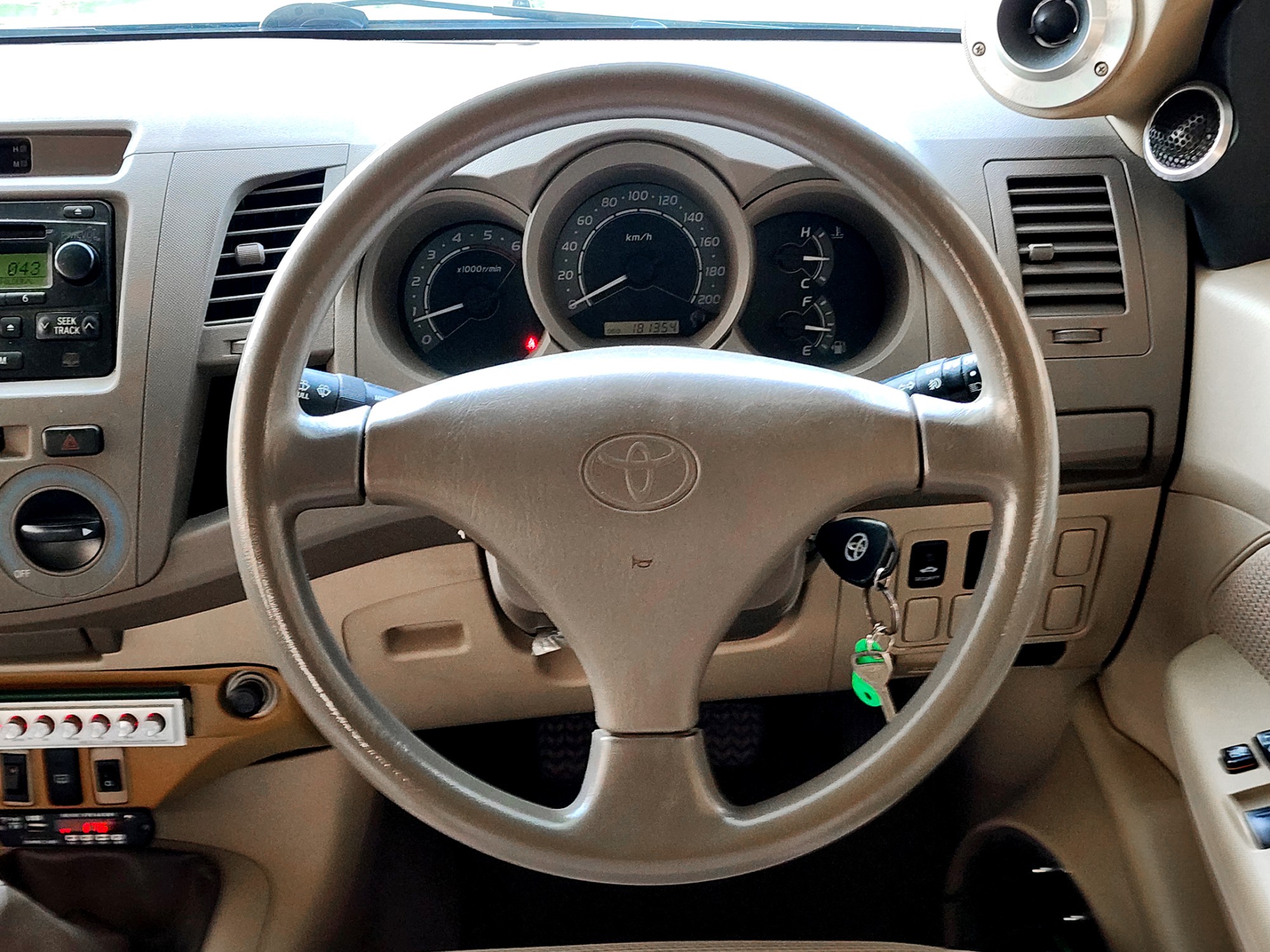 Toyota Vigo CAB 3.0E M/T ปี 2007 (รูปที่ 4)