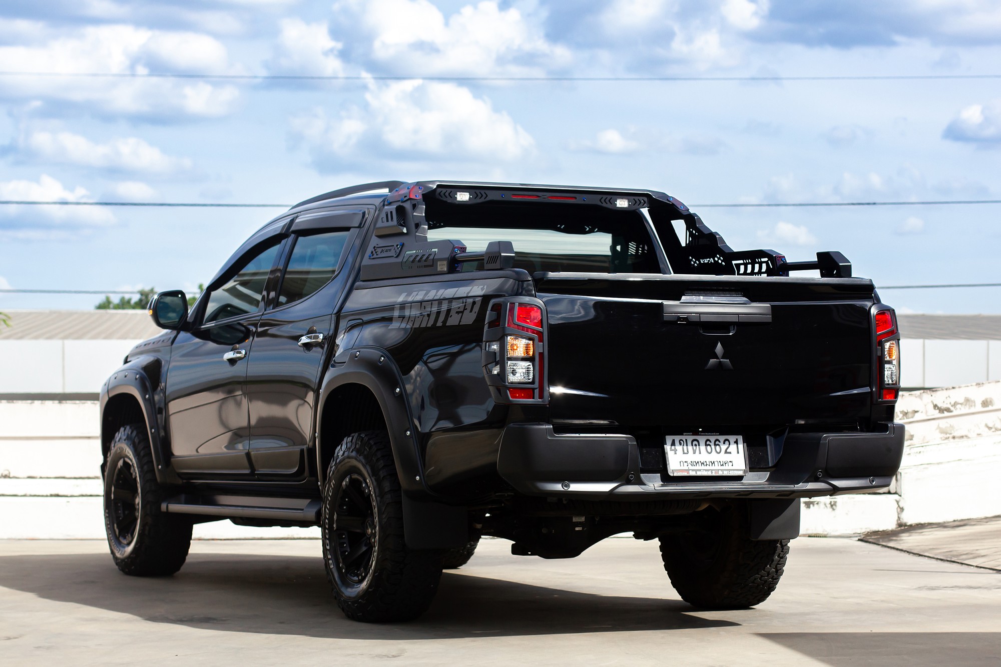 ไมล์ 30,000 กม. MITSUBISHI Triton Double Cab 2.4 Plus GT Premium 6A/Tปี 2019 (รูปที่ 30)