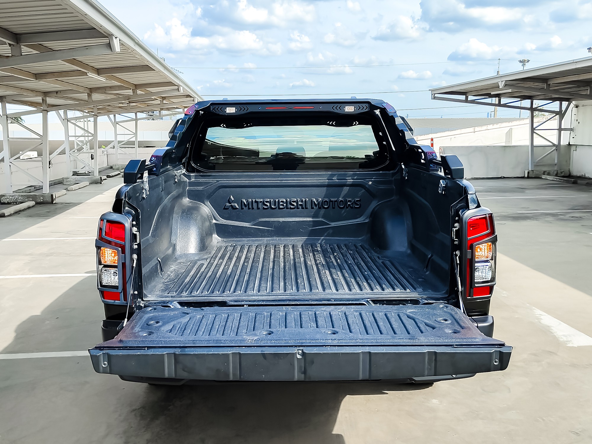 ไมล์ 30,000 กม. MITSUBISHI Triton Double Cab 2.4 Plus GT Premium 6A/Tปี 2019 (รูปที่ 33)