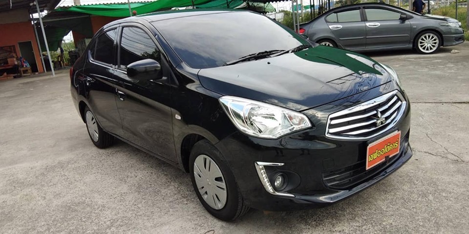 Mitsubishi Attrage ปี 2018 สีดำ