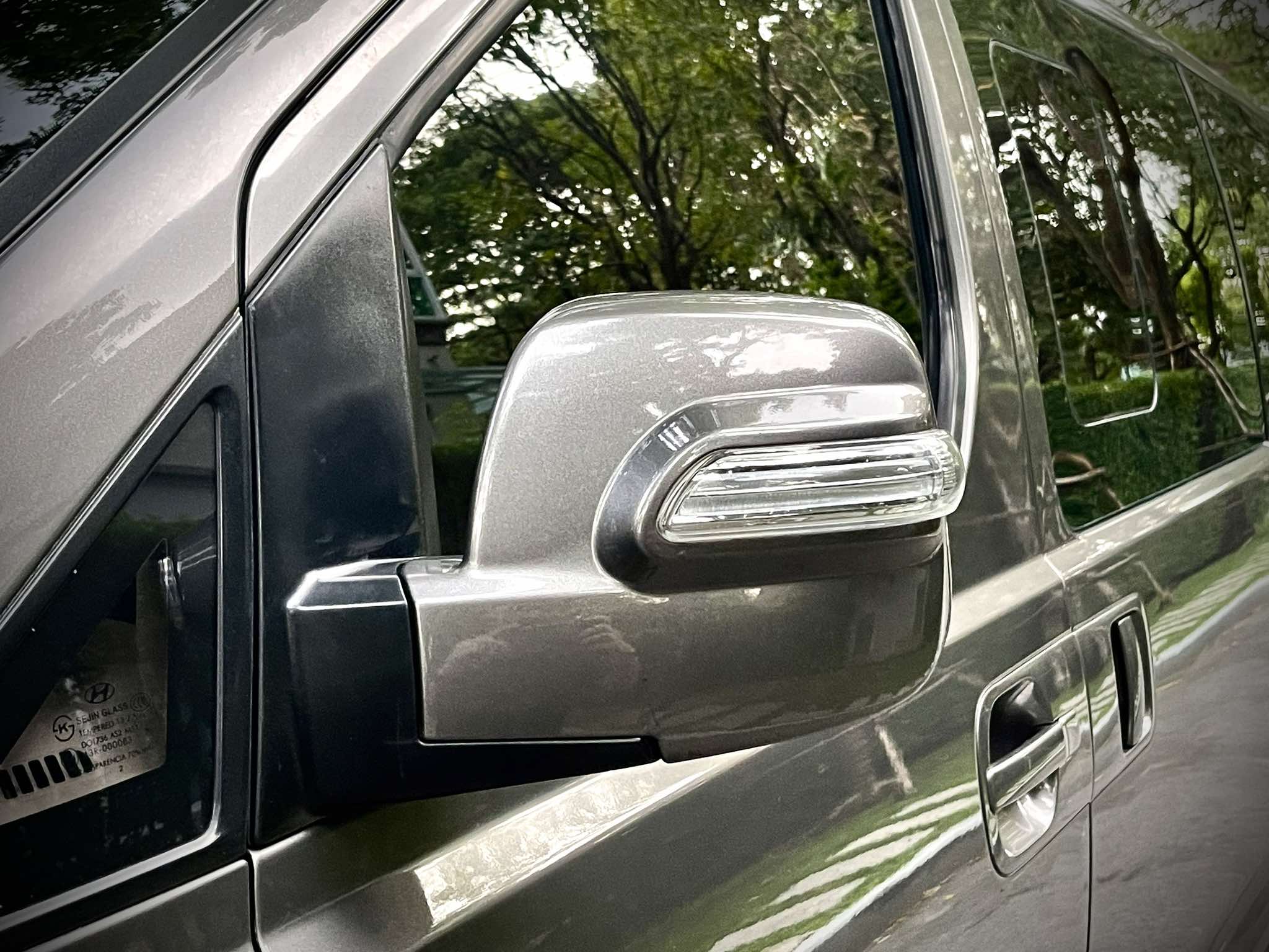 Hyundai H1 Deluxe เครื่องรุ่นใหม่แล้วคะ ไมล์น้อย ไมล์แท้ สภาพแบบหยุดชะงักจริงๆ (รูปที่ 14)