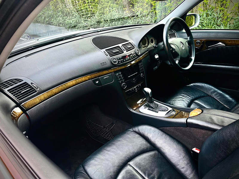 Mercedes Benz E240 Avantgarde Topสุด สวยจับใจ จริงๆ (รูปที่ 21)