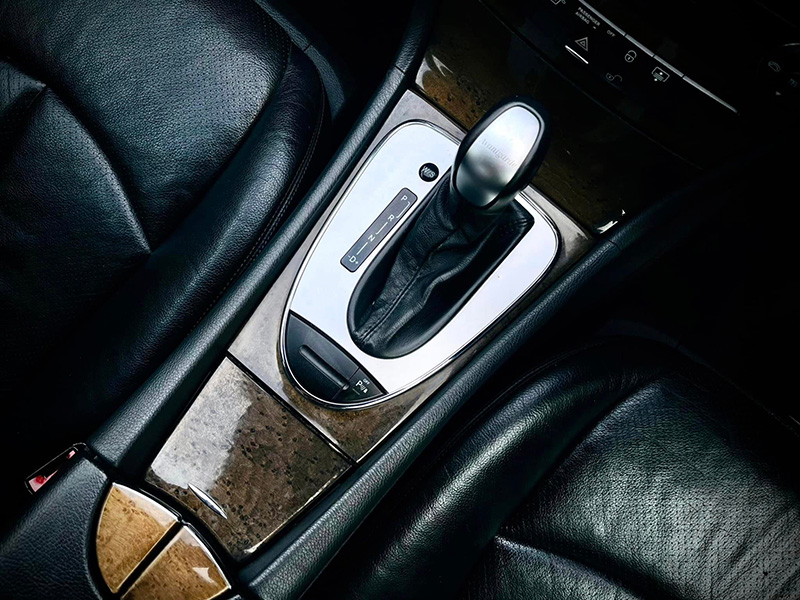 Mercedes Benz E240 Avantgarde Topสุด สวยจับใจ จริงๆ (รูปที่ 20)