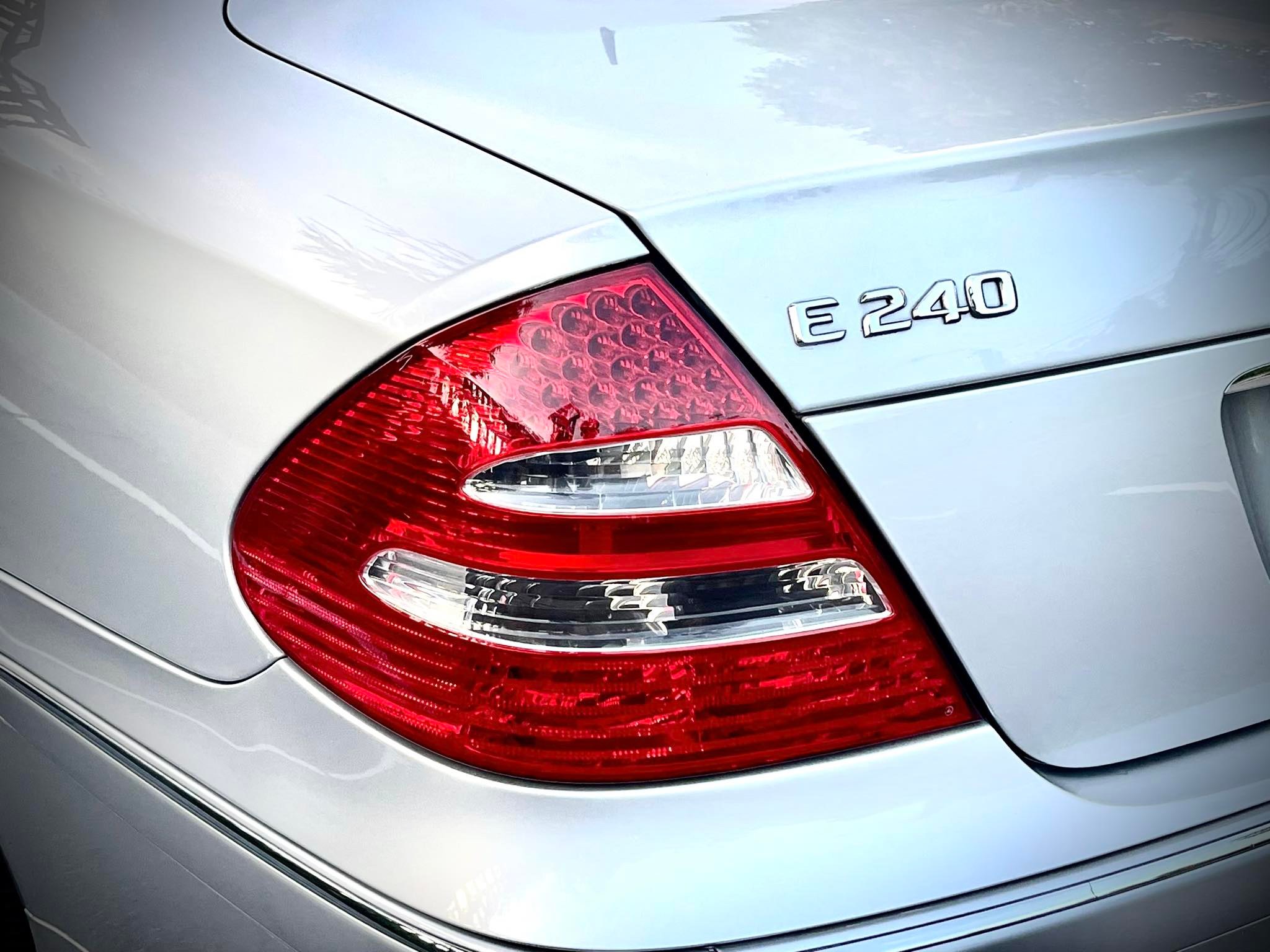 Mercedes Benz E240 Avantgarde Topสุด สวยจับใจ จริงๆ (รูปที่ 17)