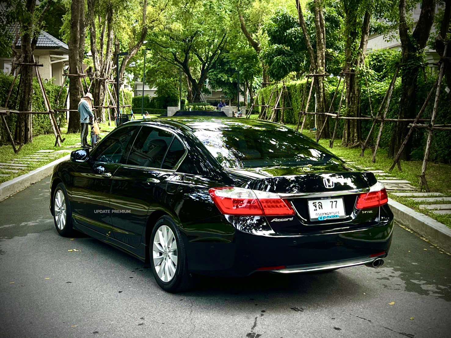 Honda Accord 2.0EL มือเดียวป้ายแดง สวยจิง (รูปที่ 3)