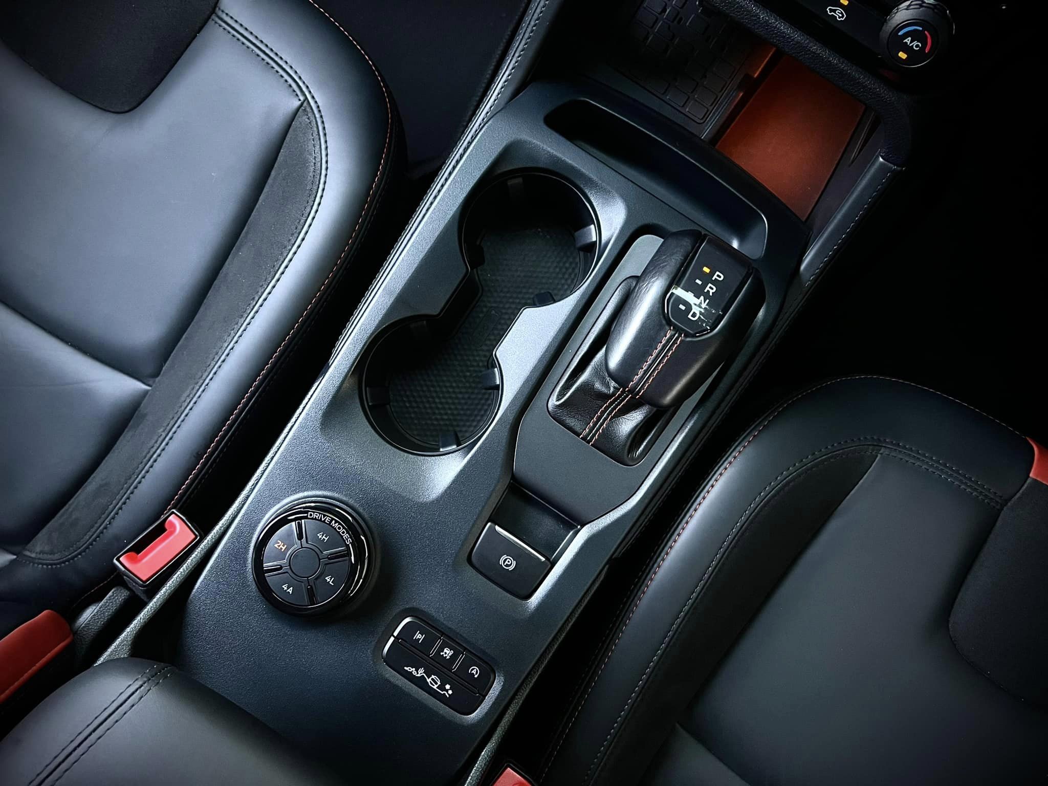 Ford Raptor Diesel 2023Y. โฉมปัจจุบัน หมื่นโล (รูปที่ 14)