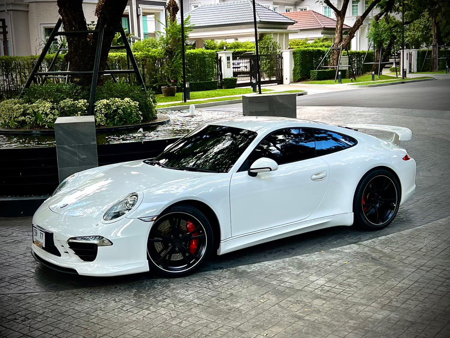 Porsche Carrera S 911 Coupe TechArt (รูปที่ 11)