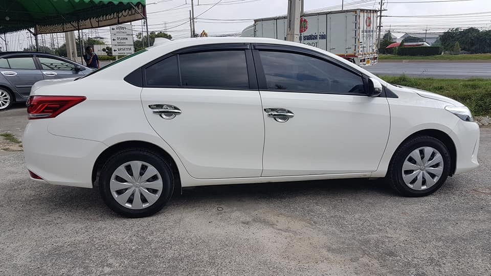 Toyota Vios ปี 2018 สีขาว (รูปที่ 6)