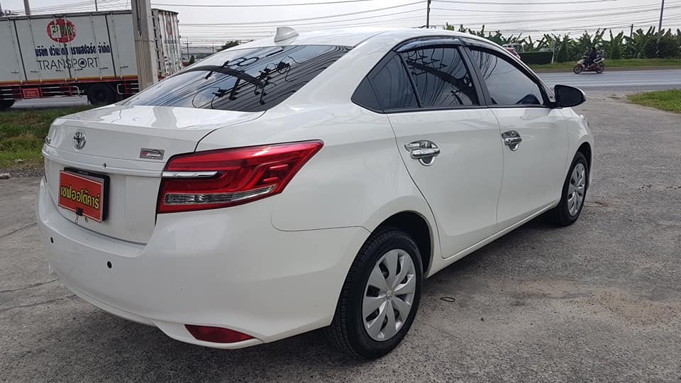 Toyota Vios ปี 2018 สีขาว (รูปที่ 4)