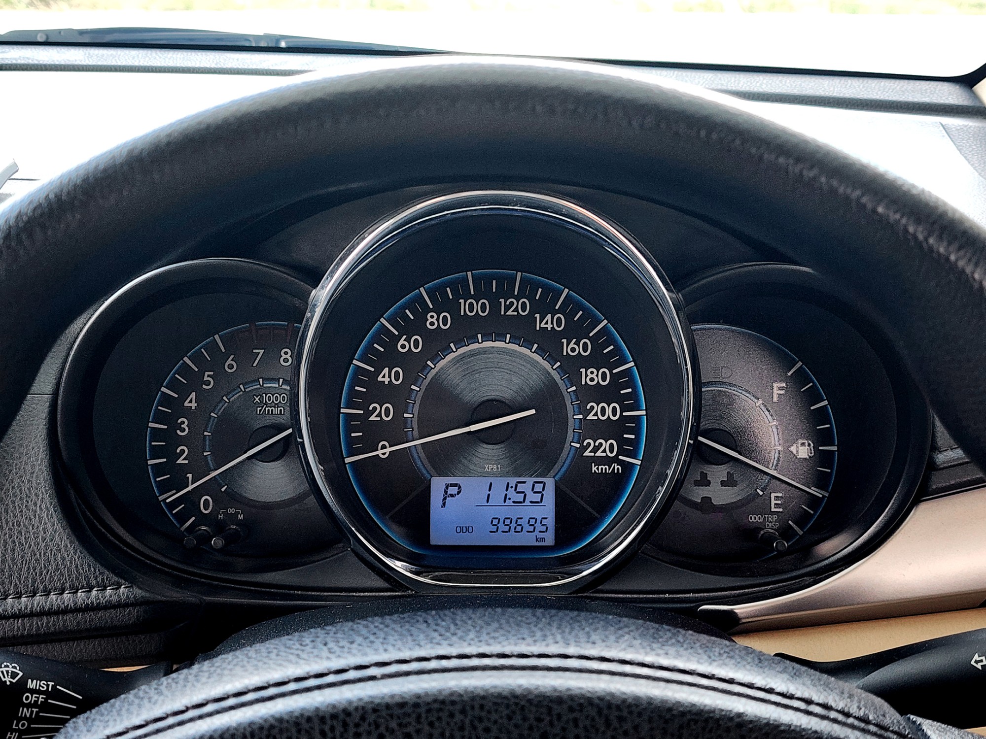 TOYOTA Vios 1.5E A/T ปี 2015 จด 2016 (รูปที่ 10)