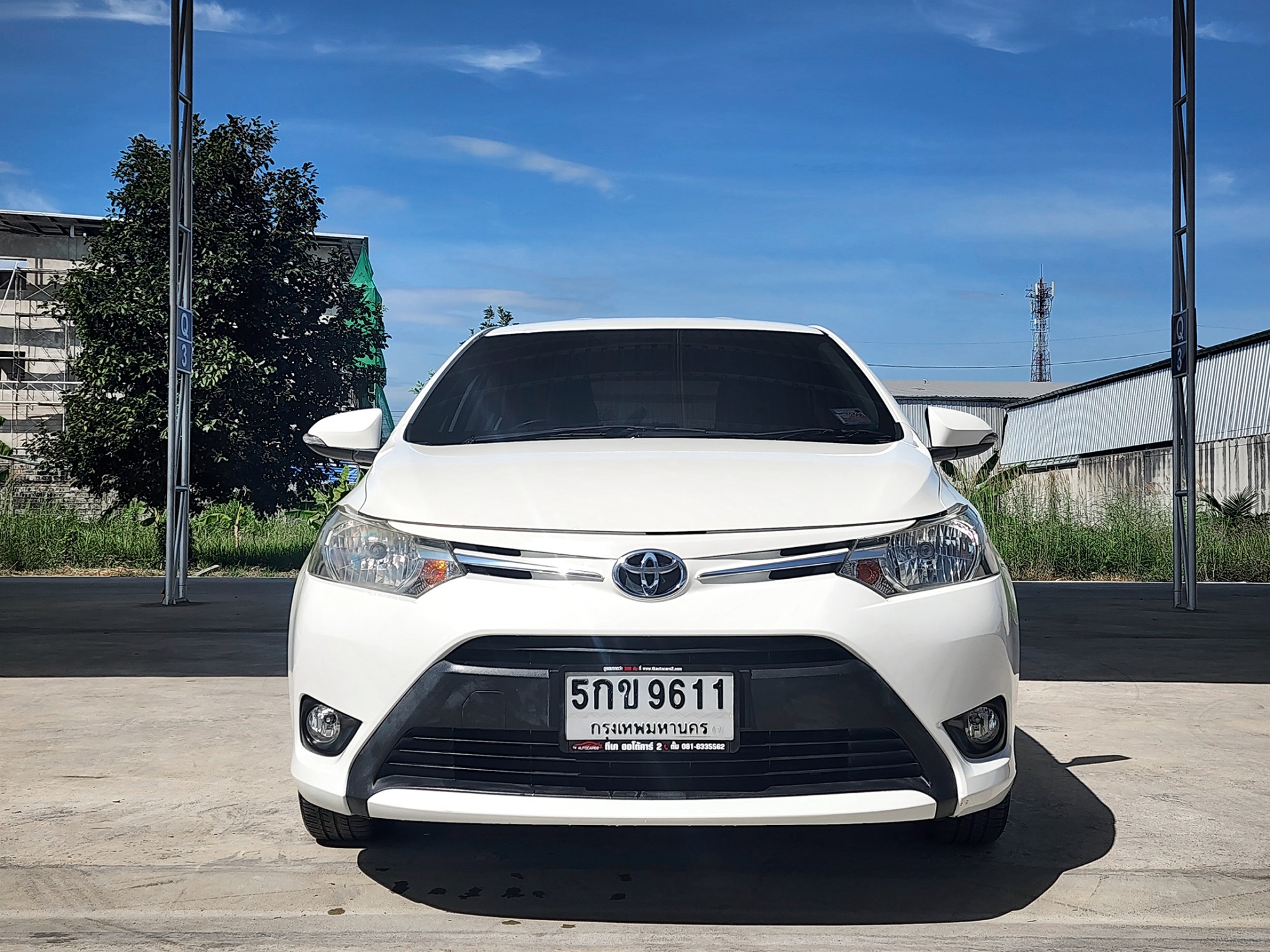 TOYOTA Vios 1.5E A/T ปี 2015 จด 2016 (รูปที่ 8)