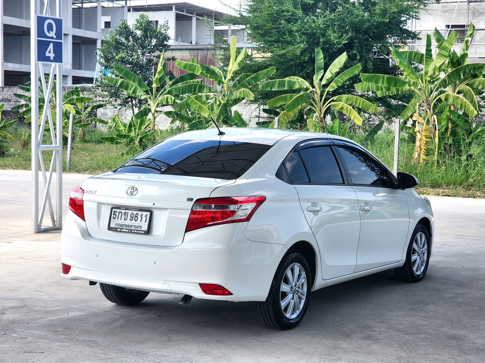 TOYOTA Vios 1.5E A/T ปี 2015 จด 2016 (รูปที่ 6)