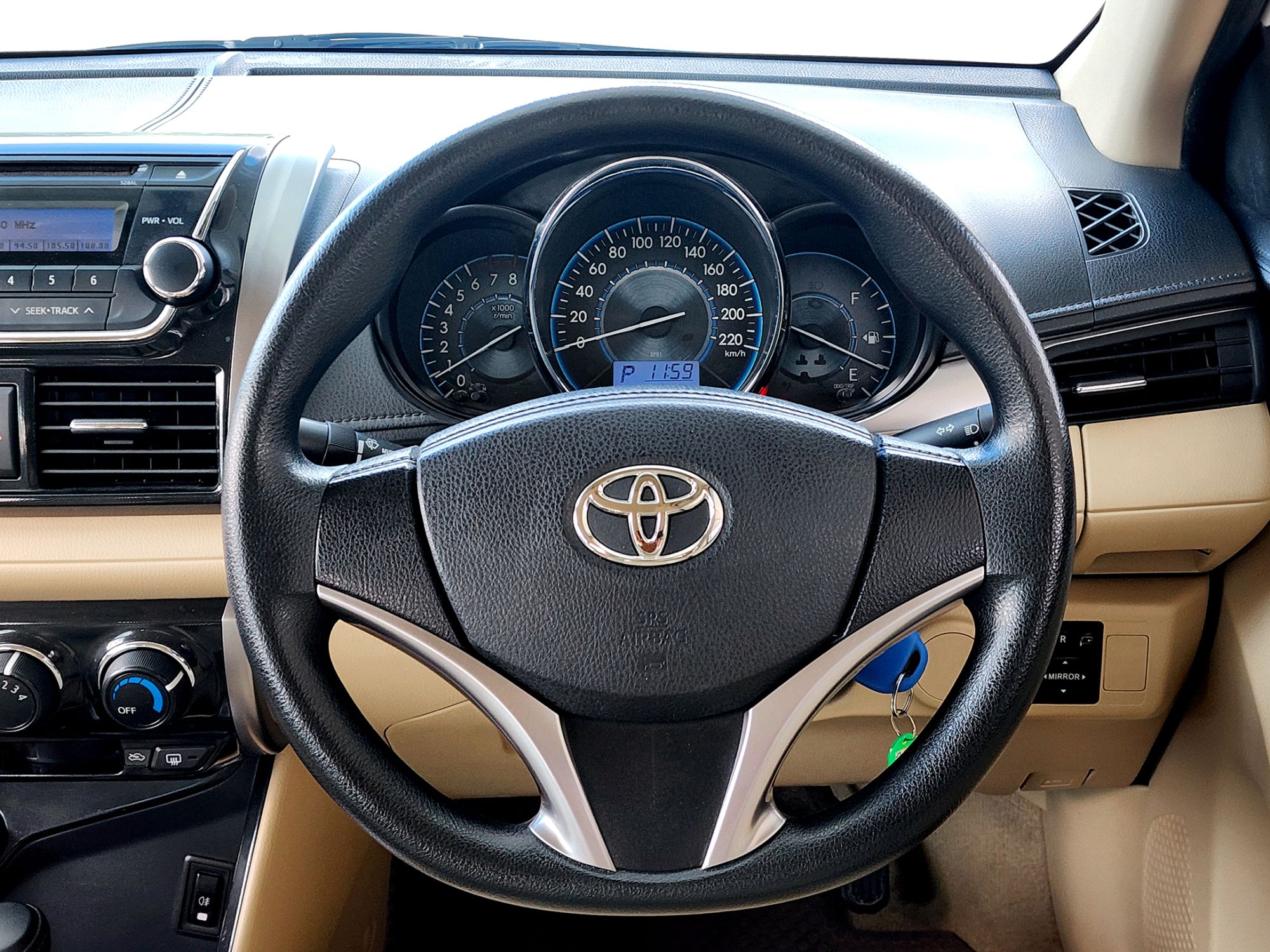 TOYOTA Vios 1.5E A/T ปี 2015 จด 2016 (รูปที่ 15)