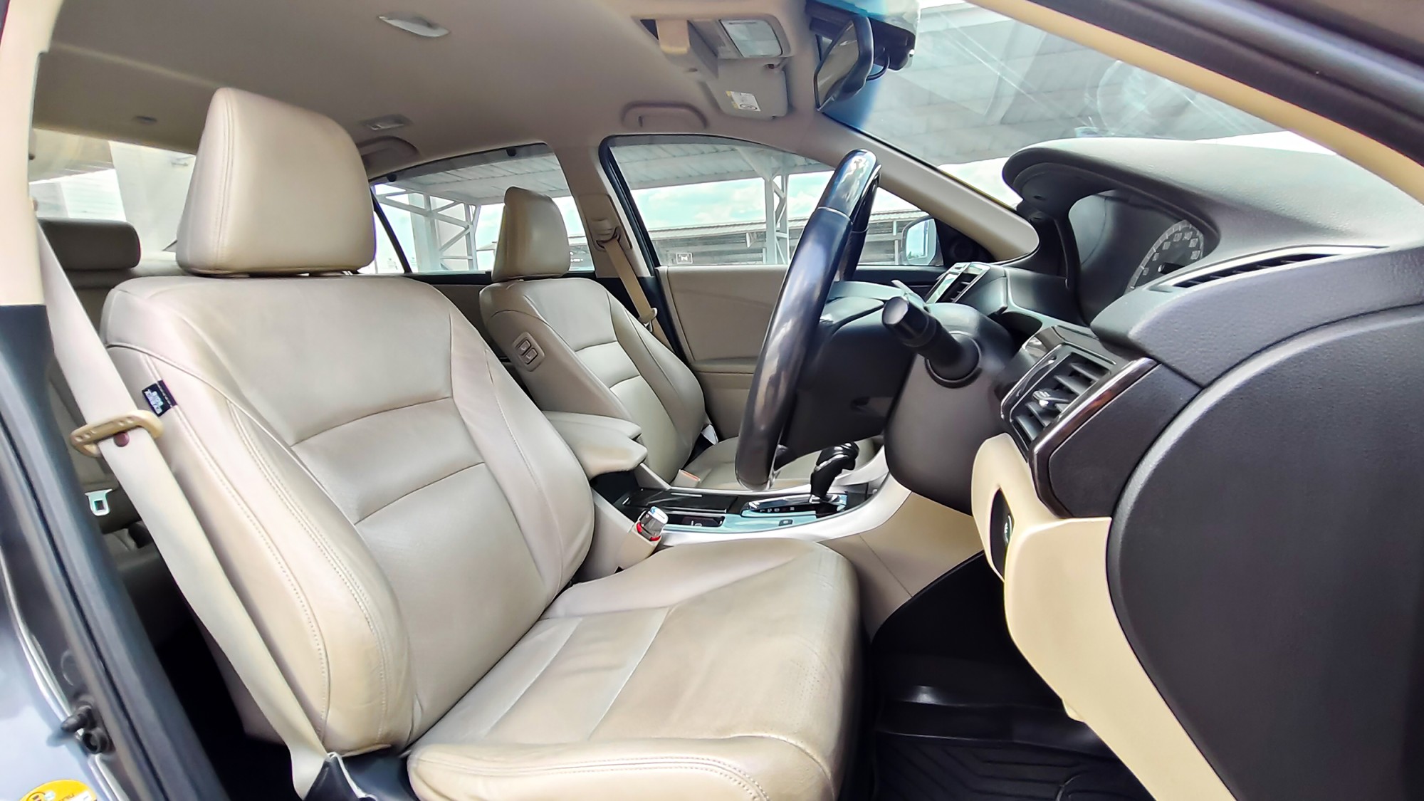 HONDA ACCORD G9 2.0EL 5A/T ปี 2015 (รูปที่ 20)