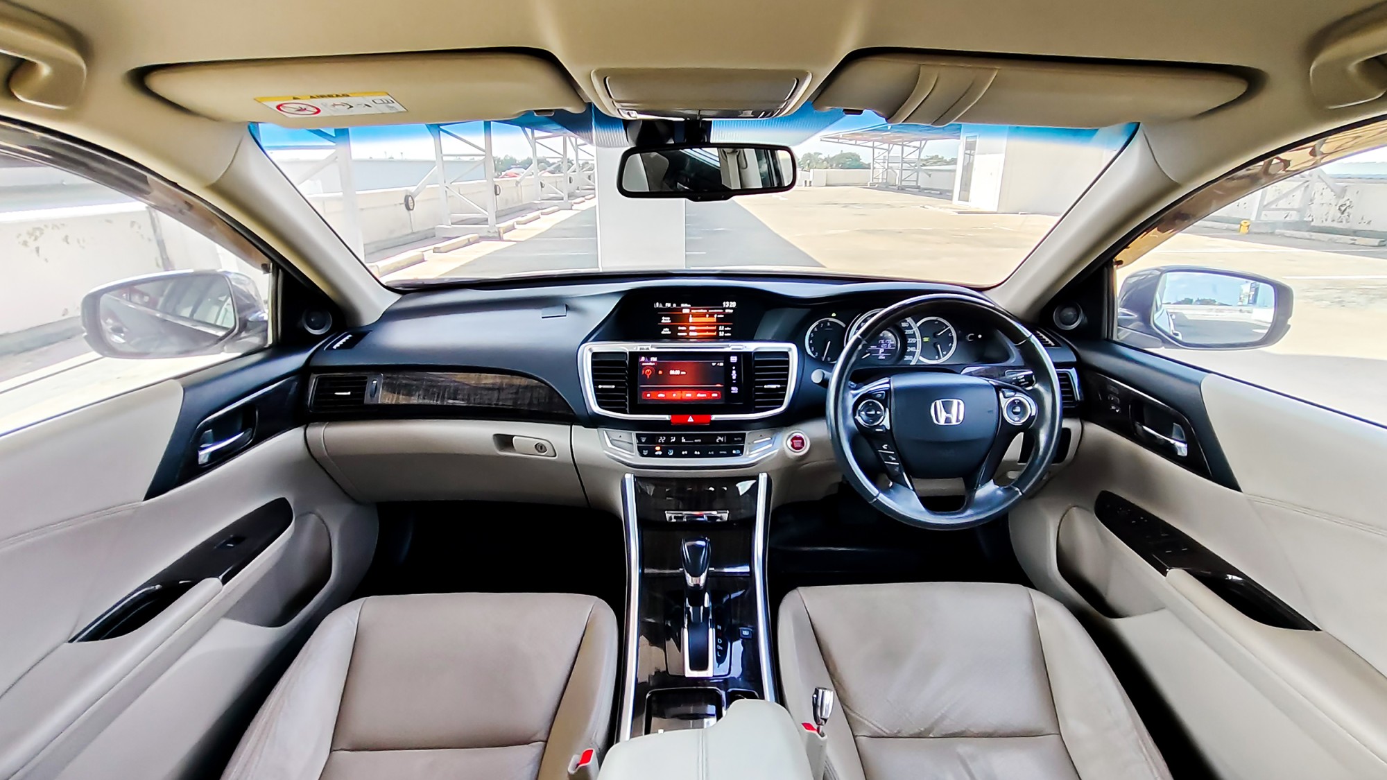 HONDA ACCORD G9 2.0EL 5A/T ปี 2015 (รูปที่ 24)