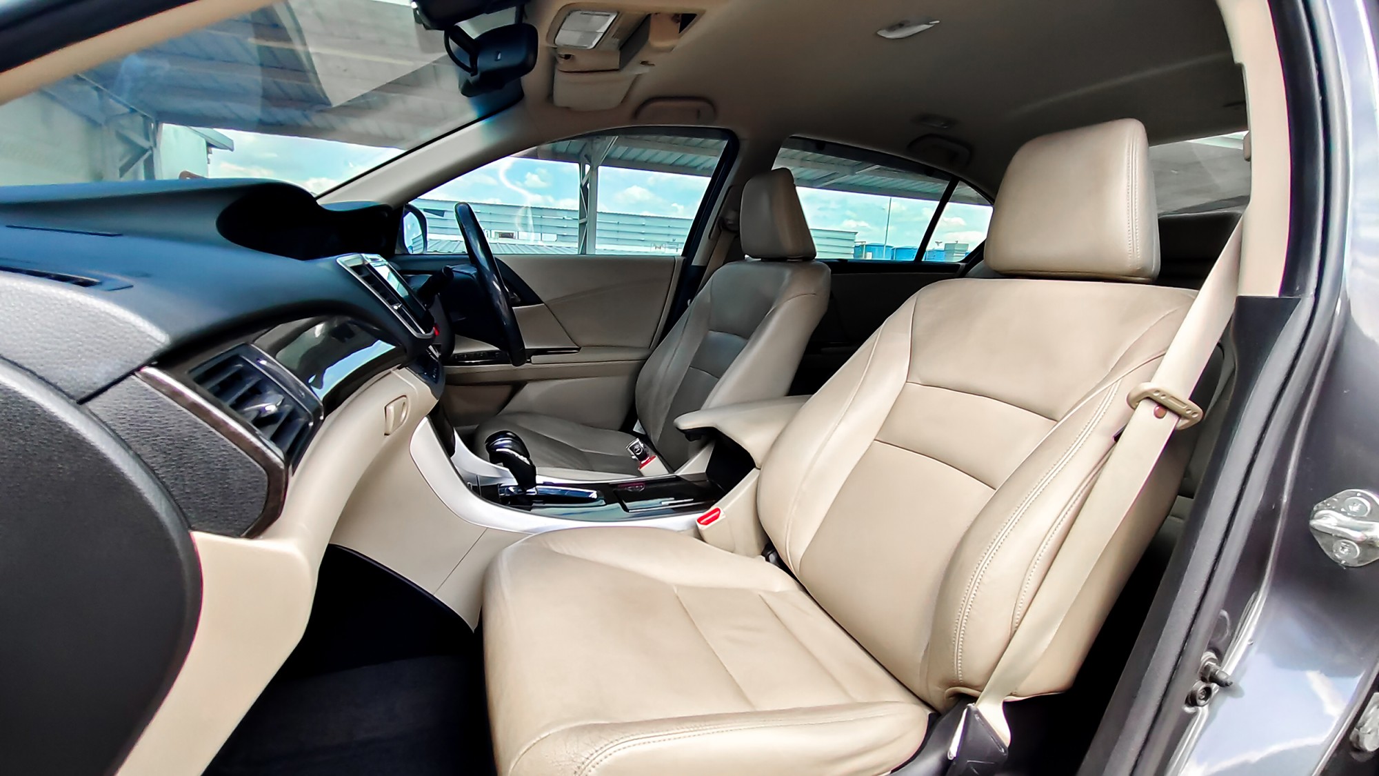 HONDA ACCORD G9 2.0EL 5A/T ปี 2015 (รูปที่ 27)
