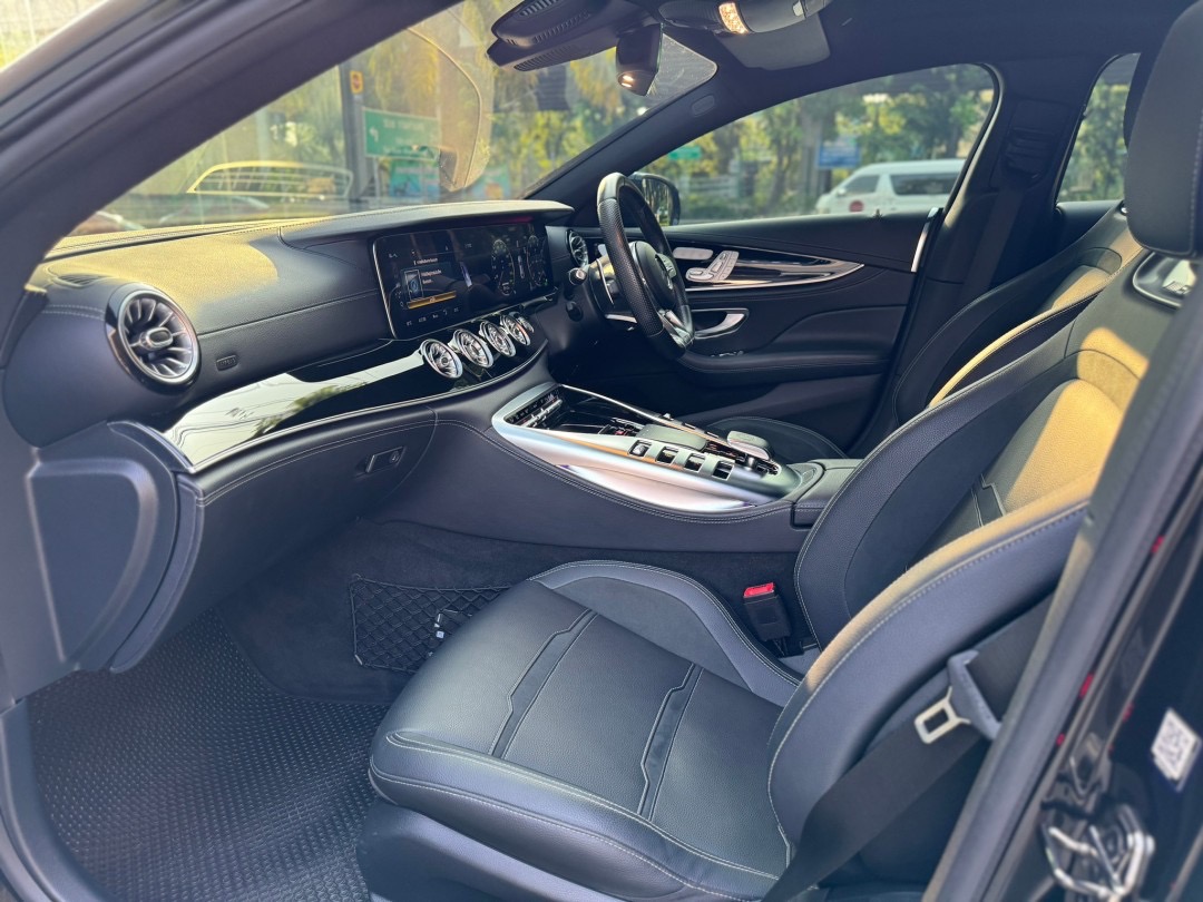 2020 Mercedes-Benz AMG GT53 สีดำ (รูปที่ 18)