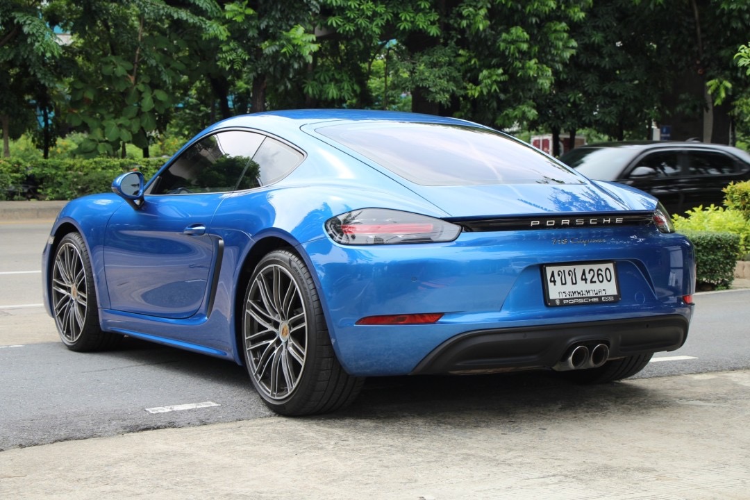 2018 Porsche 718 Cayman สีน้ำเงิน (รูปที่ 8)