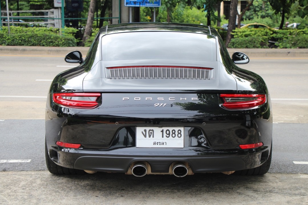 2017 Porsche Carrera 991.2 Coupe สีดำ (รูปที่ 5)