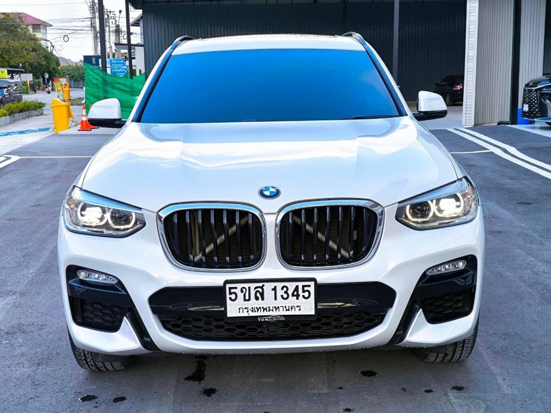 2020 BMW X3 G01 สีขาว (รูปที่ 2)