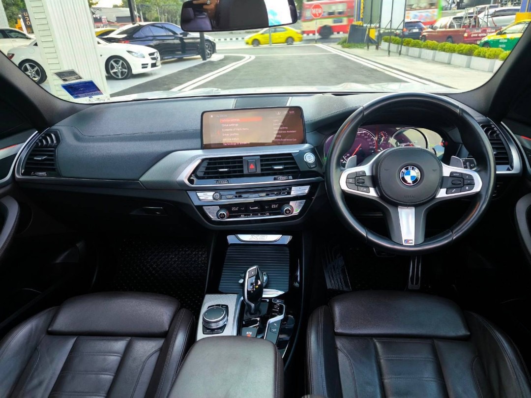 2020 BMW X3 G01 สีขาว (รูปที่ 16)