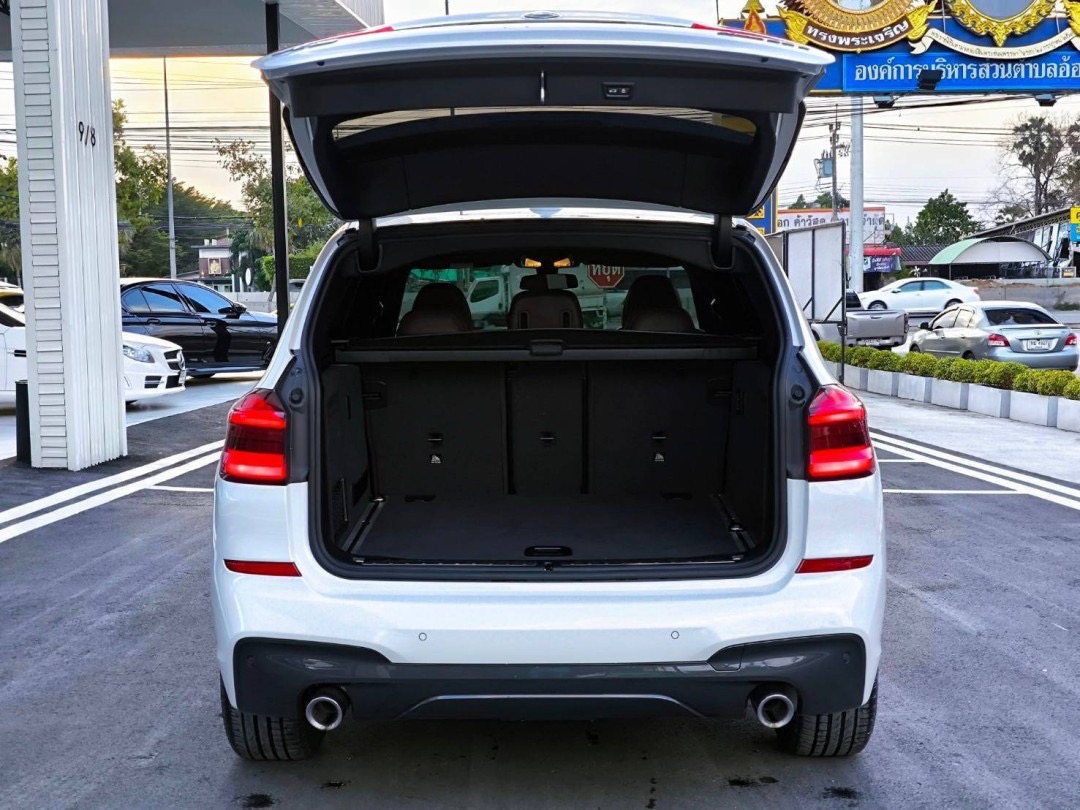 2020 BMW X3 G01 สีขาว (รูปที่ 17)