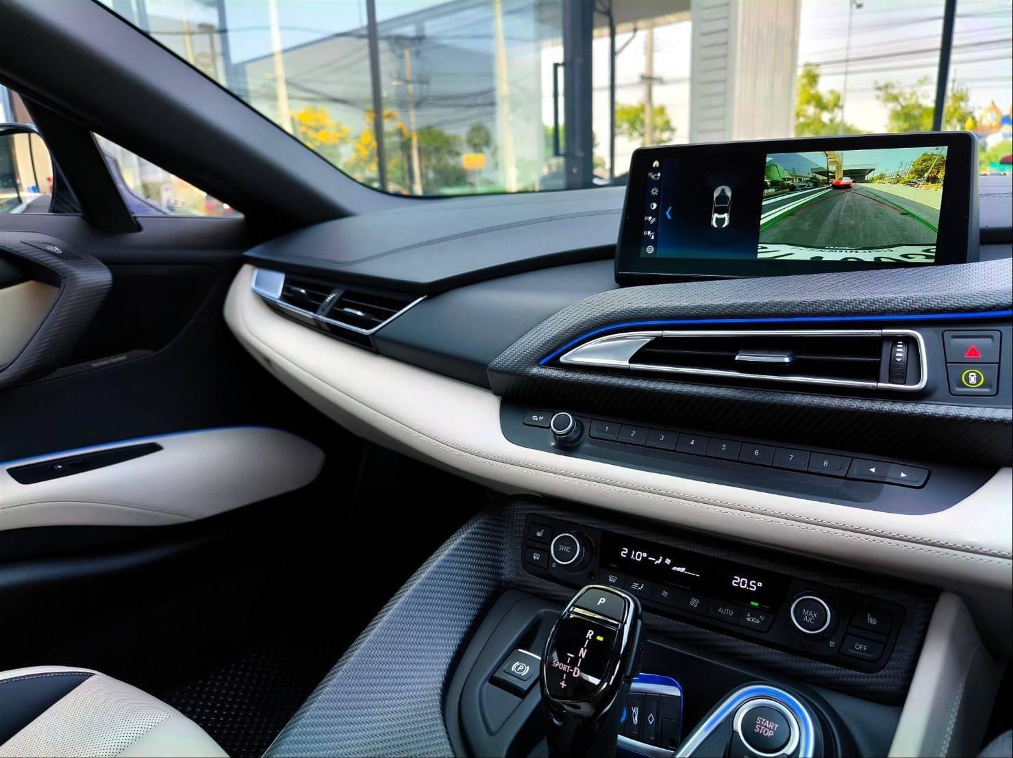 2019 BMW i8 Roadster สีดำ (รูปที่ 3)