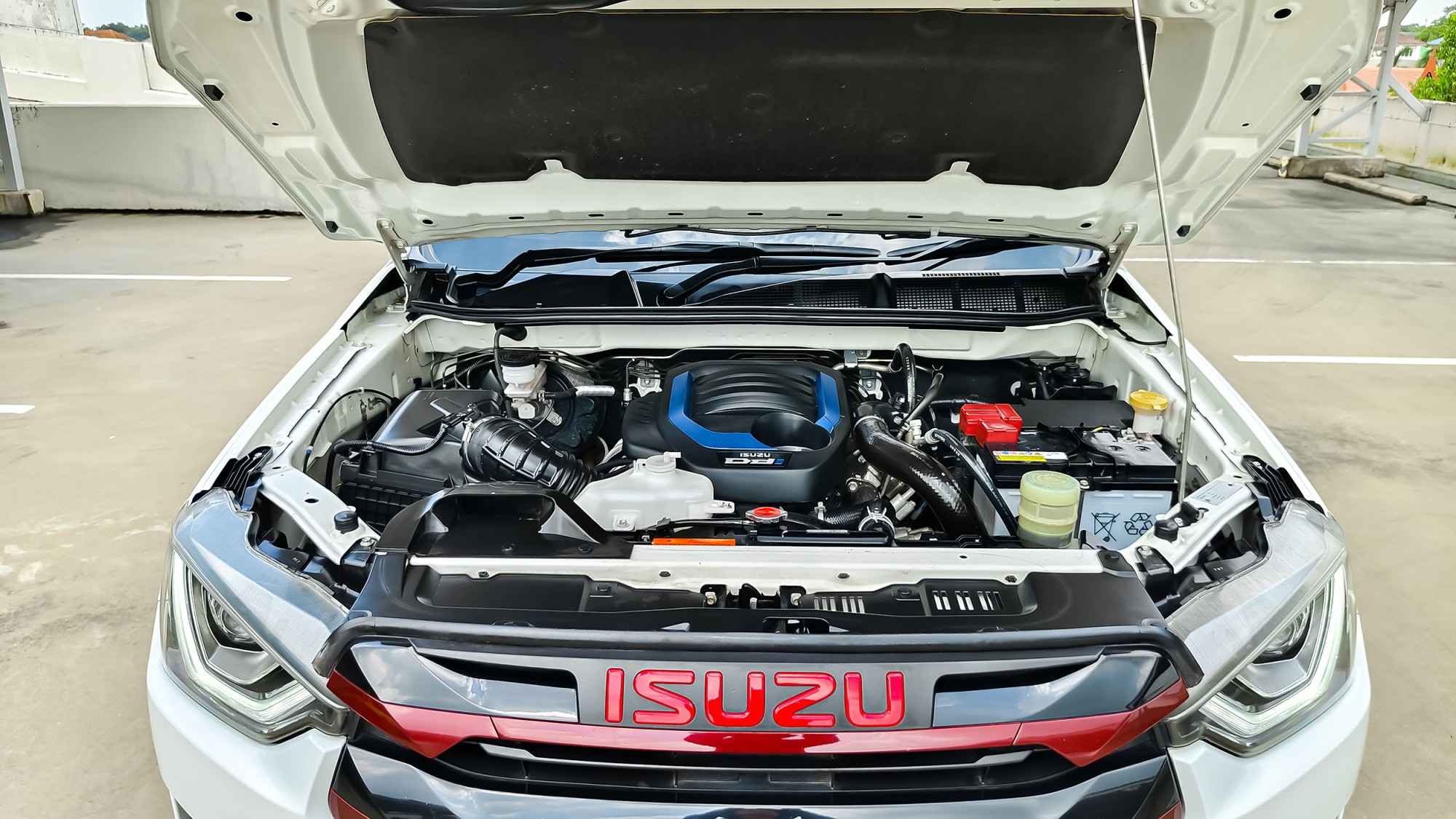 ISUZU D-Max X-SERIES Spacecab 1.9L 6M/T ปี 2023 ไมล์ 37,000 กม. (รูปที่ 17)