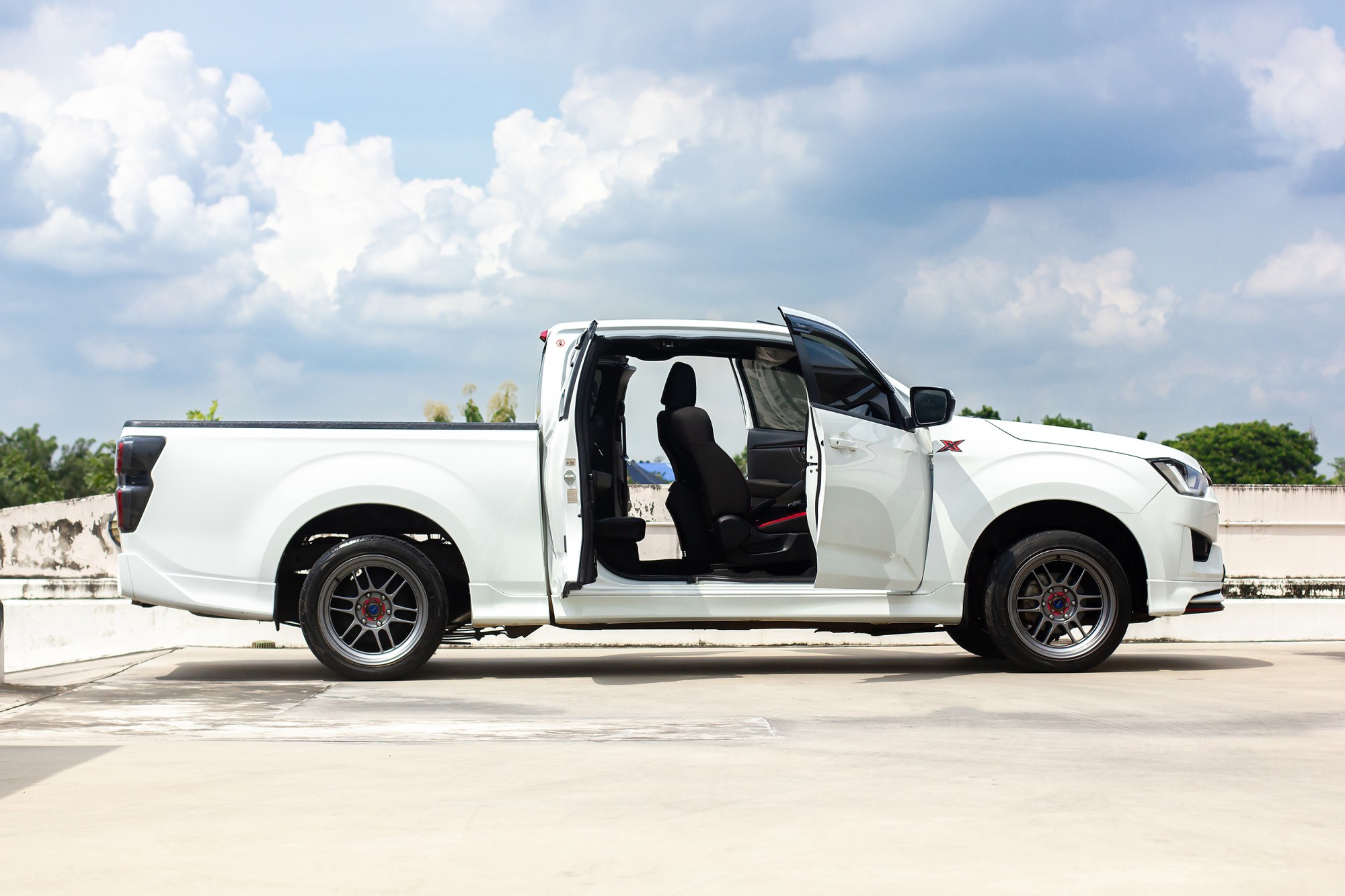 ISUZU D-Max X-SERIES Spacecab 1.9L 6M/T ปี 2023 ไมล์ 37,000 กม. (รูปที่ 16)