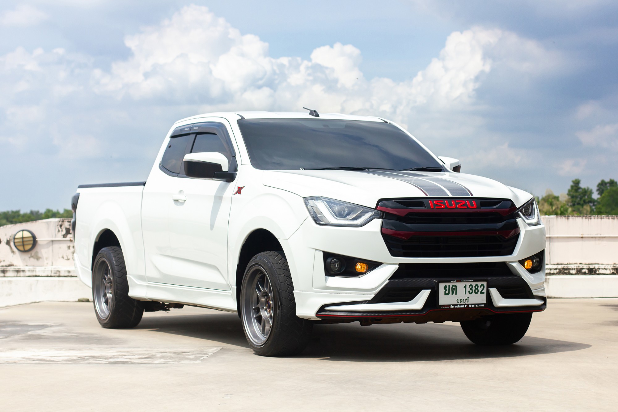ISUZU D-Max X-SERIES Spacecab 1.9L 6M/T ปี 2023 ไมล์ 37,000 กม. (รูปที่ 3)